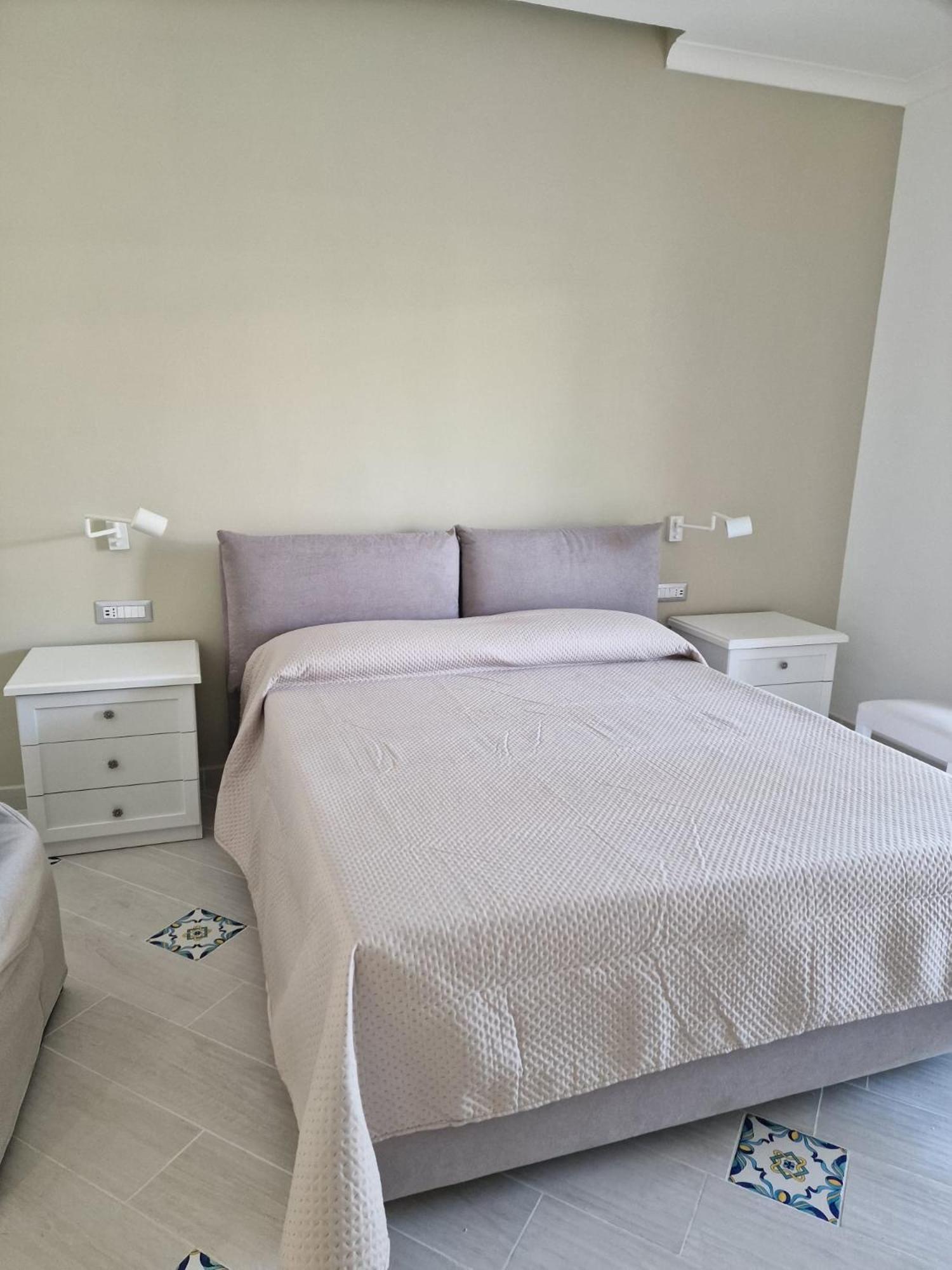 Manilu Maison *