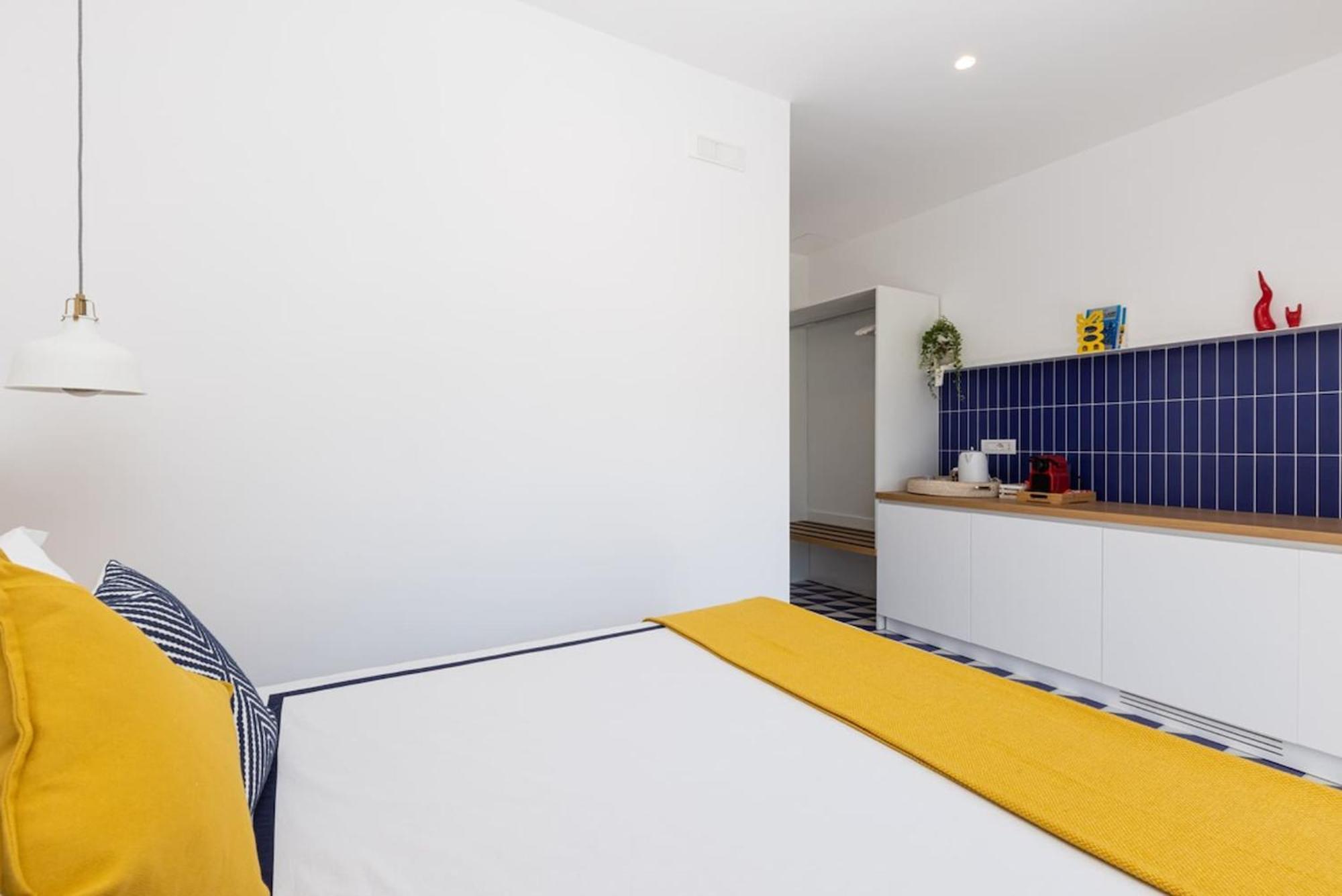 Sorrentovibes - Modern Family With Views *