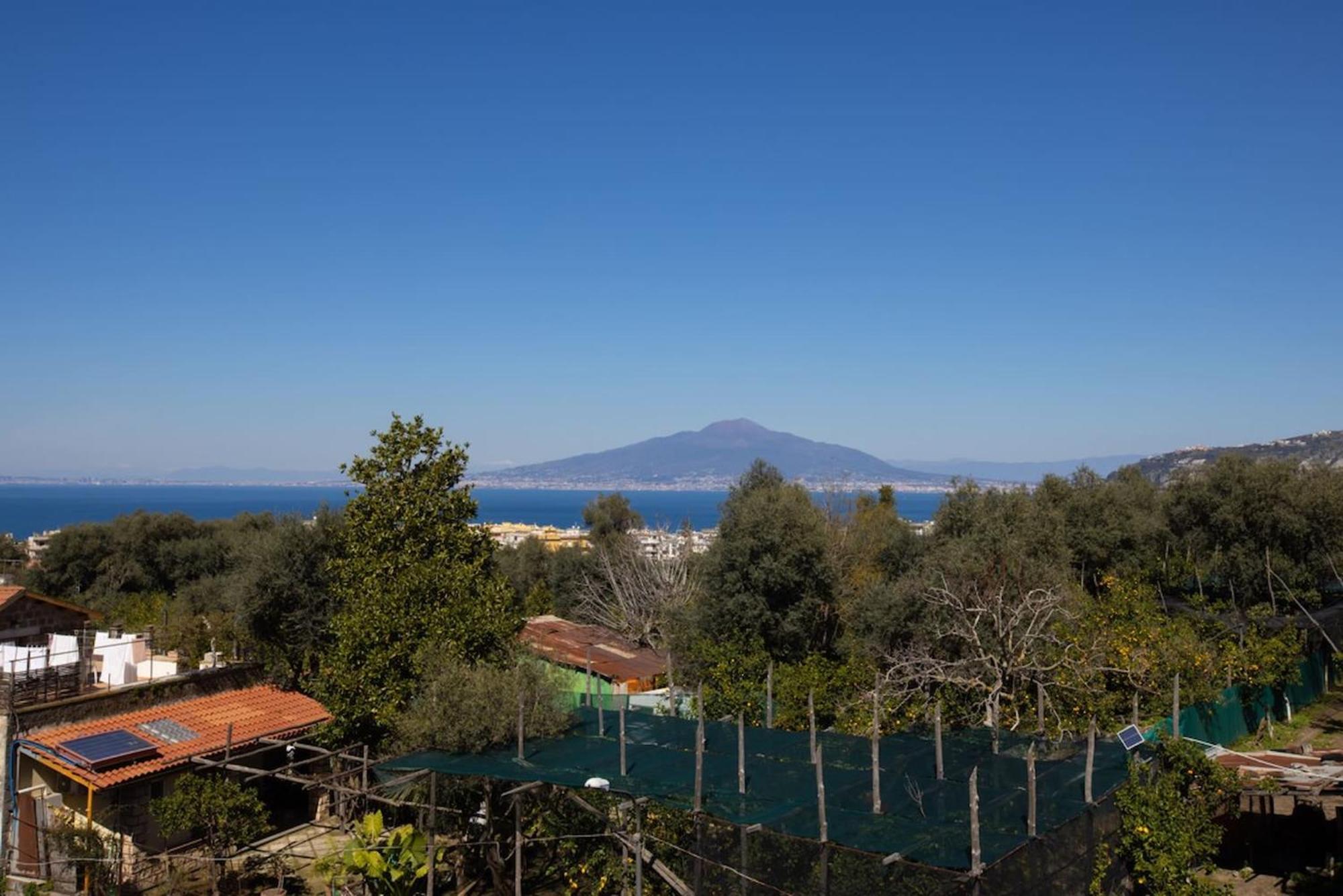 Sorrentovibes - Modern Family With Views