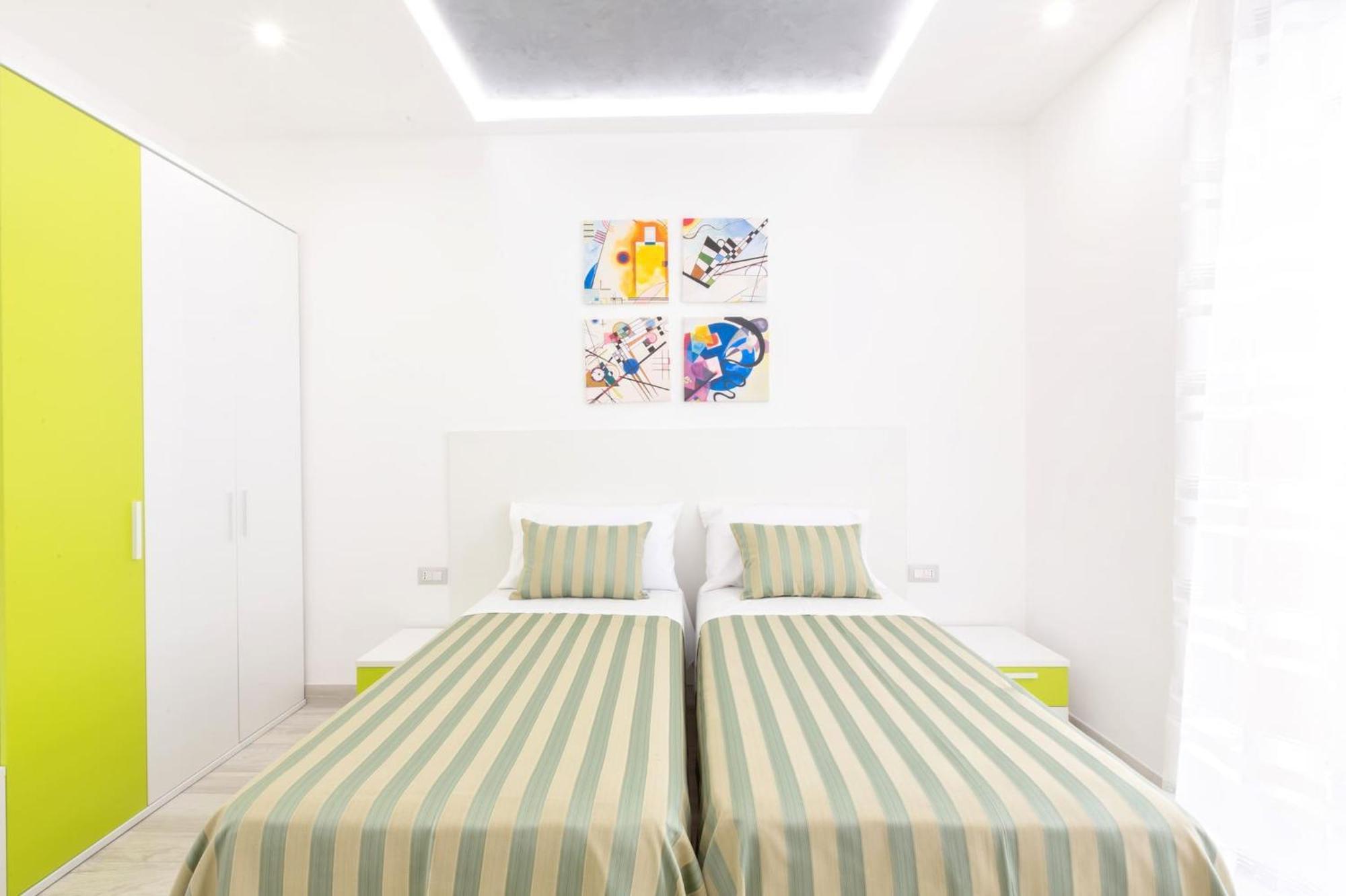 Sorrentovibes - New & Stylish Two Bedroom With Balconies Apartment Sorrento
