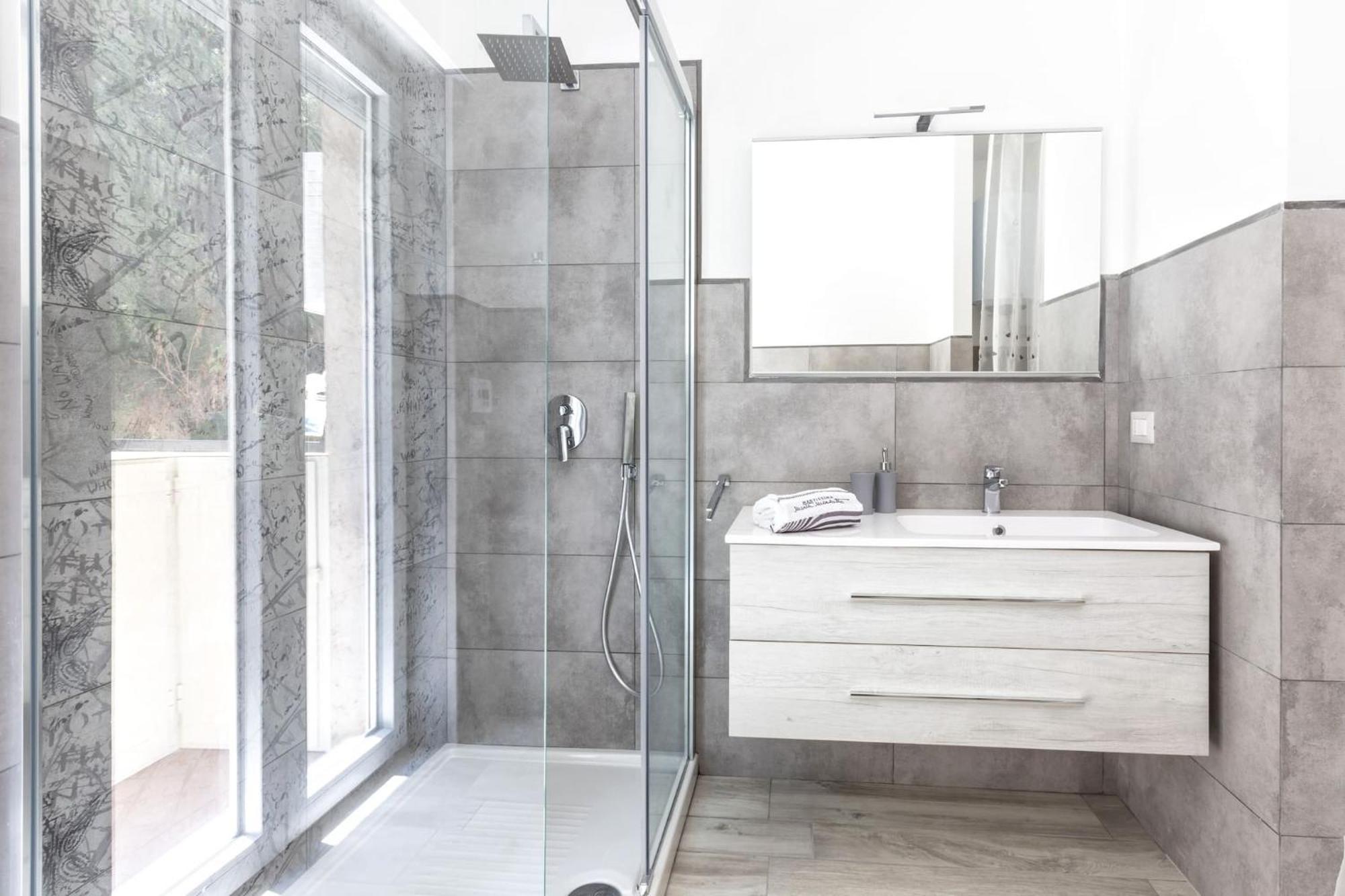 Sorrentovibes - New & Stylish Two Bedroom With Balconies Sorrento