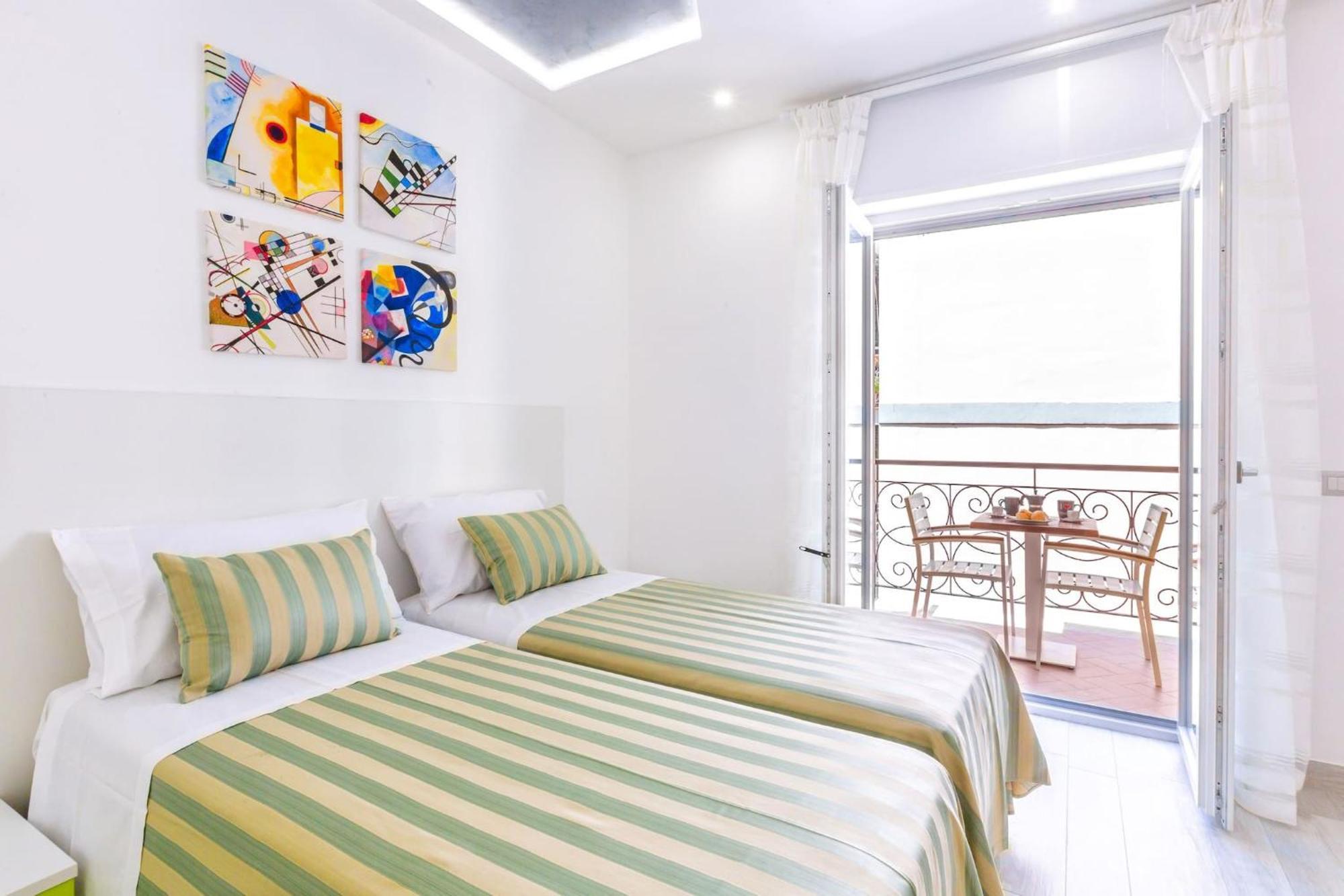 Apartment Sorrentovibes - New & Stylish Two Bedroom With Balconies Sorrento