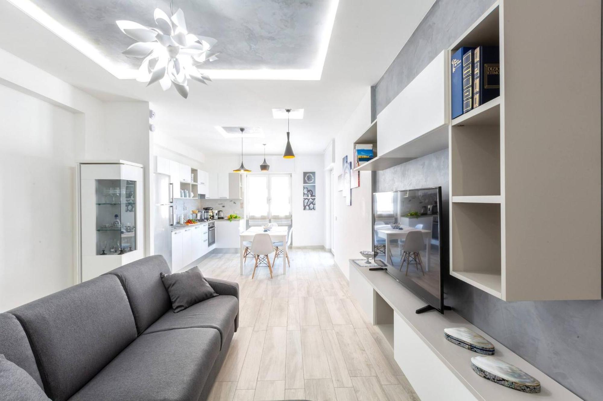 Sorrentovibes - New & Stylish Two Bedroom With Balconies Apartment Sorrento
