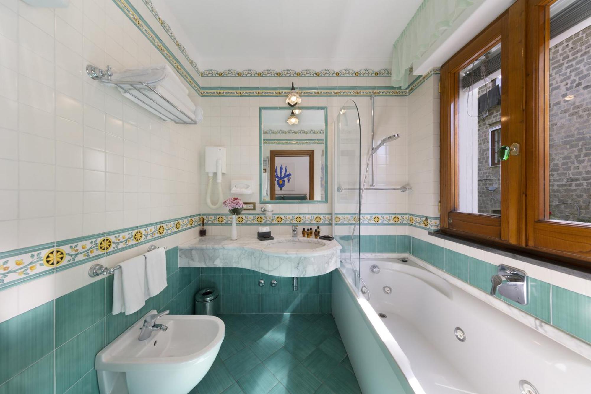 Sorrentovibes - In Center With Gardens And Outdoor Space Villa *