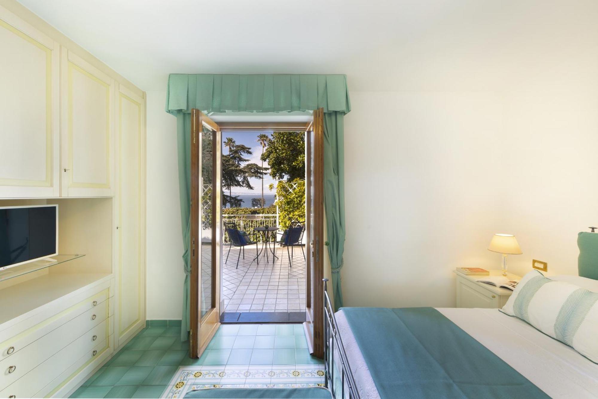 Sorrentovibes - In Center With Gardens And Outdoor Space Villa Sorrento