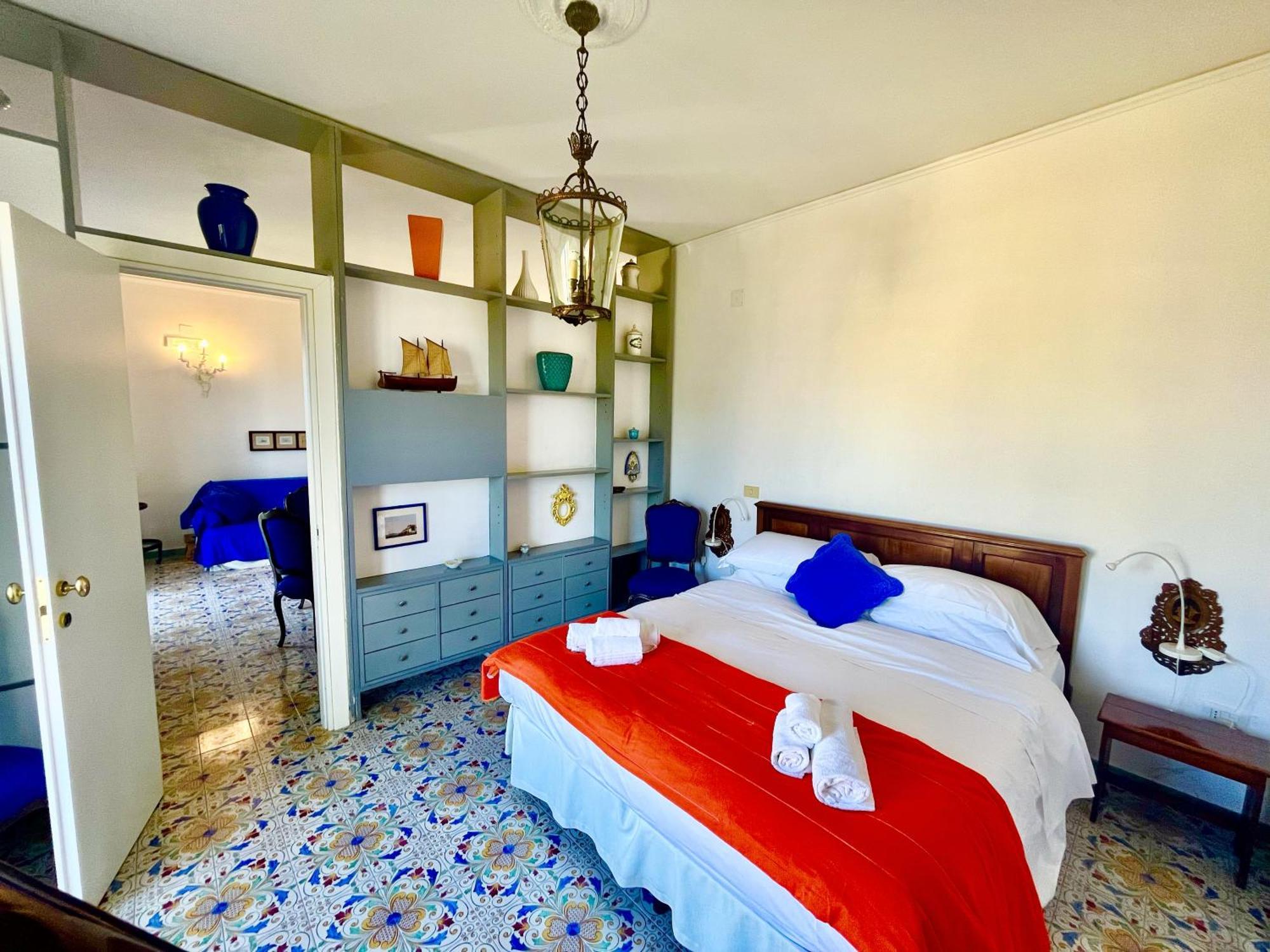 Bright 3 Bedrooms With Seaview Balcony * Sorrento