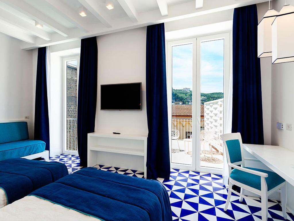 Maison Blu - Intimate Guest house