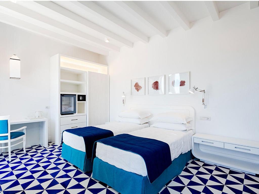 Maison Blu - Intimate