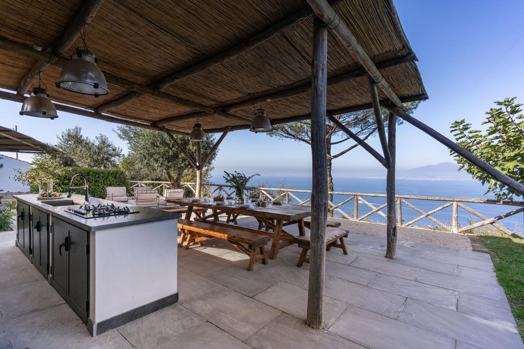 Giulia Boutique Views Pool And Guest Services * Sorrento
