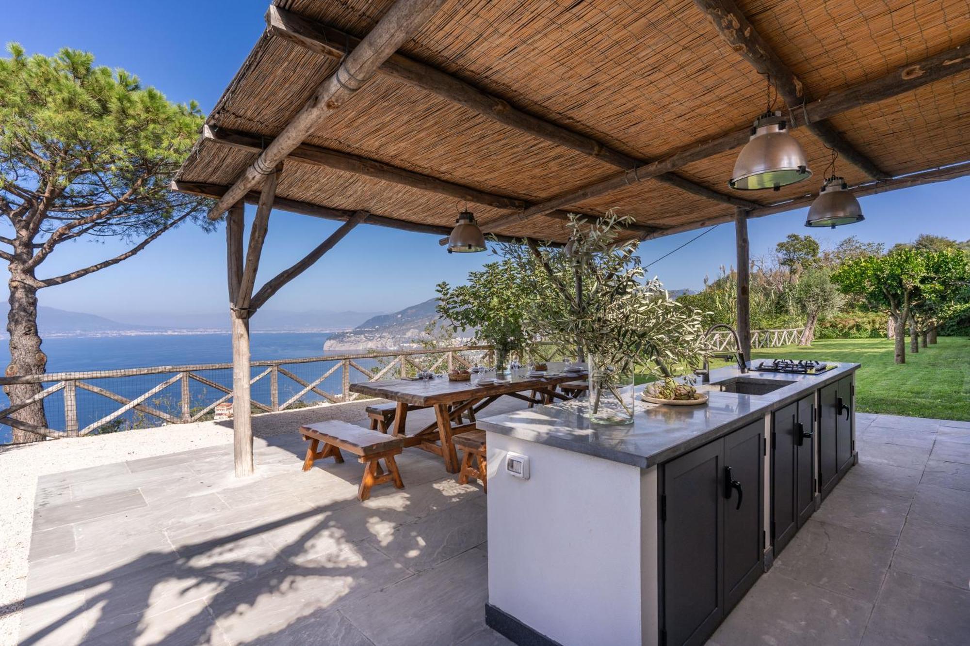 Giulia Boutique Views Pool And Guest Services * Sorrento