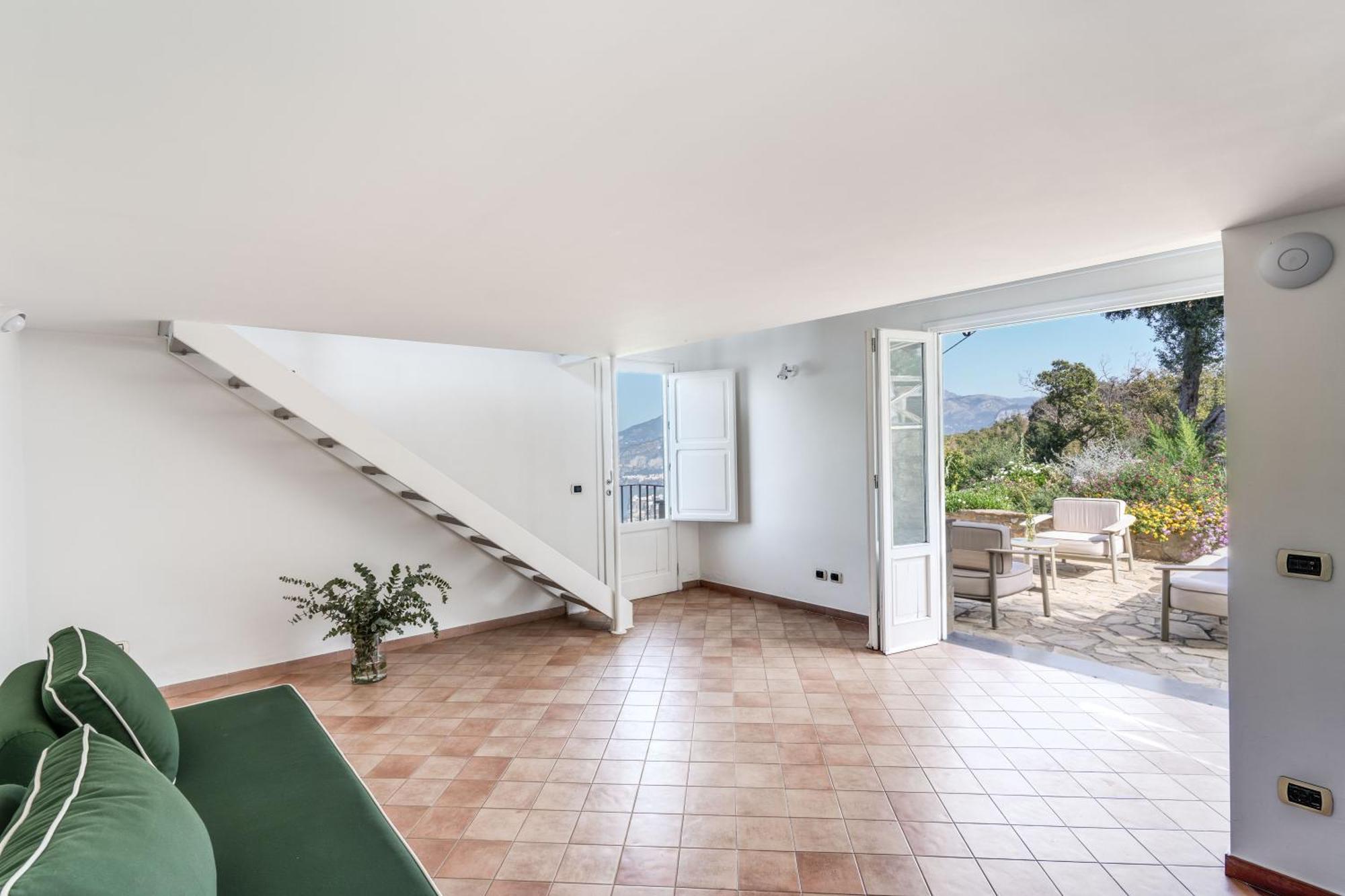 Giulia Boutique Views Pool And Guest Services Villa *