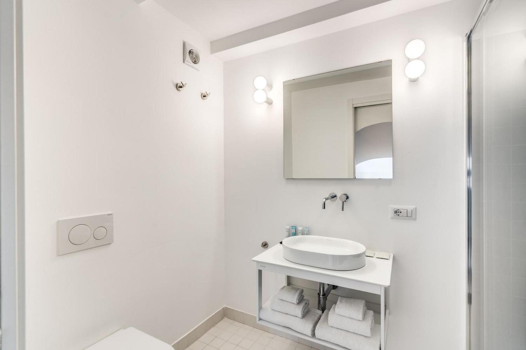 Giulia Boutique Views Pool And Guest Services Pousada