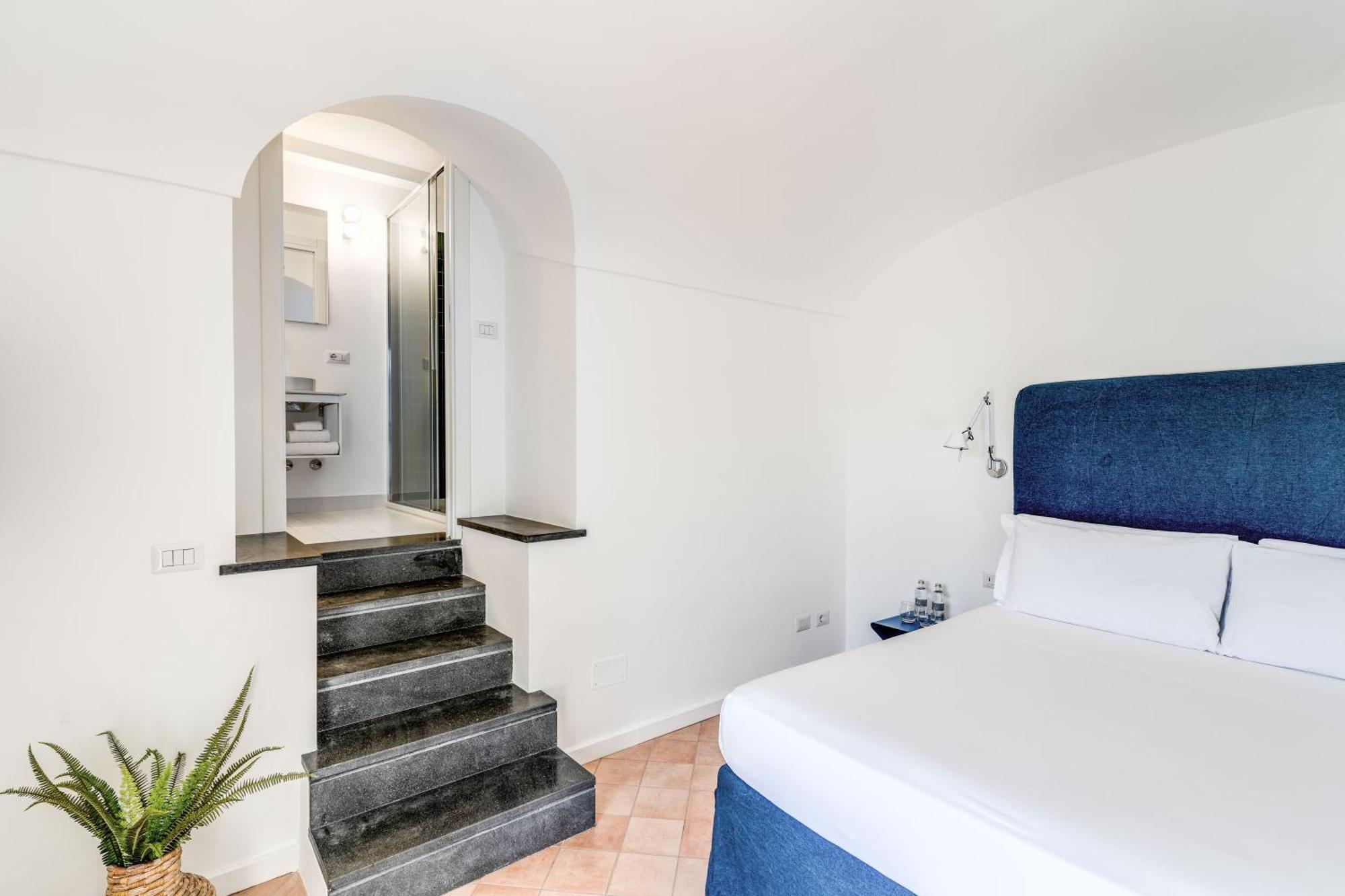Giulia Boutique Views Pool And Guest Services Villa Sorrento