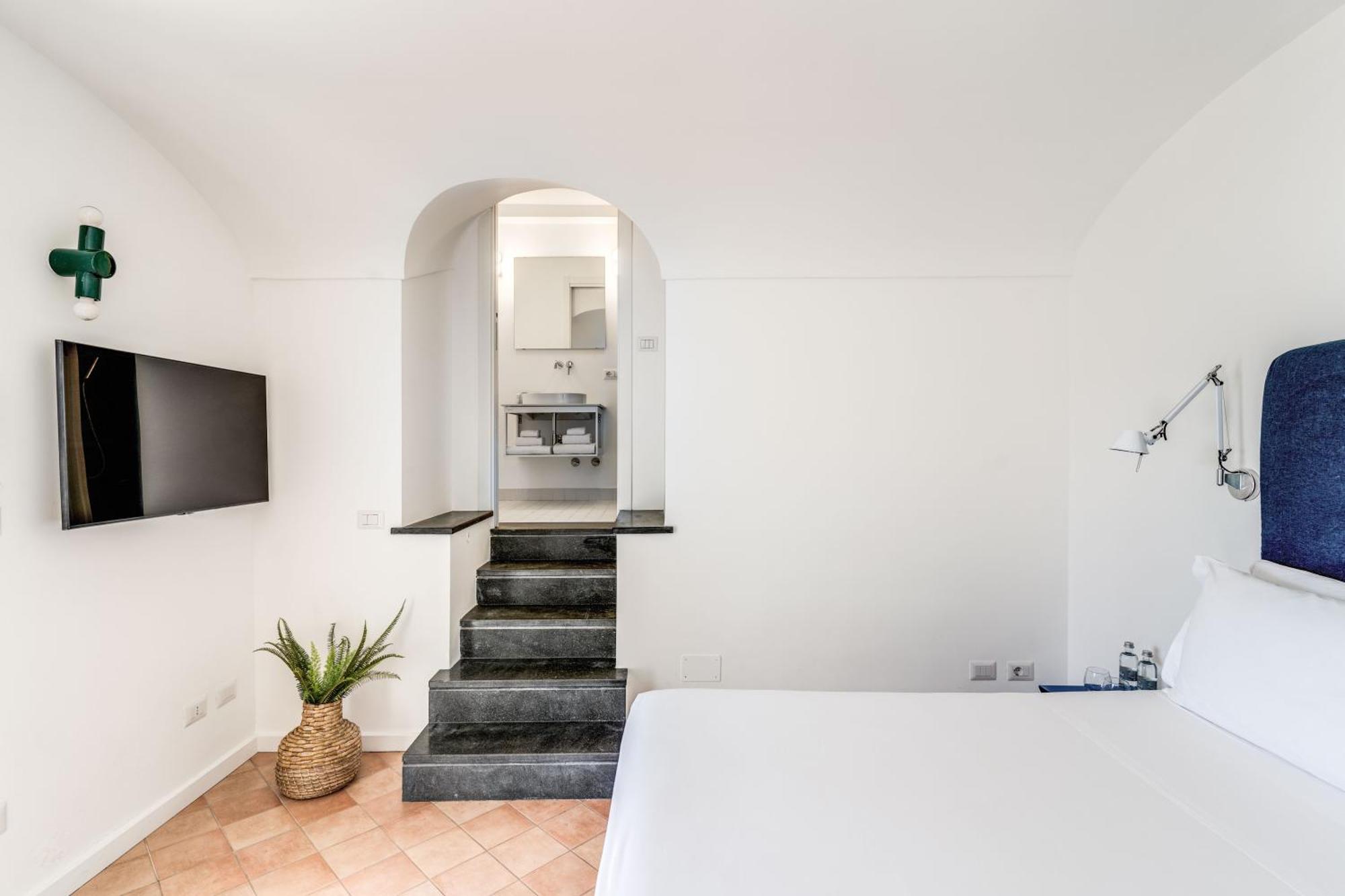 Villa Giulia Boutique Views Pool And Guest Services Sorrento