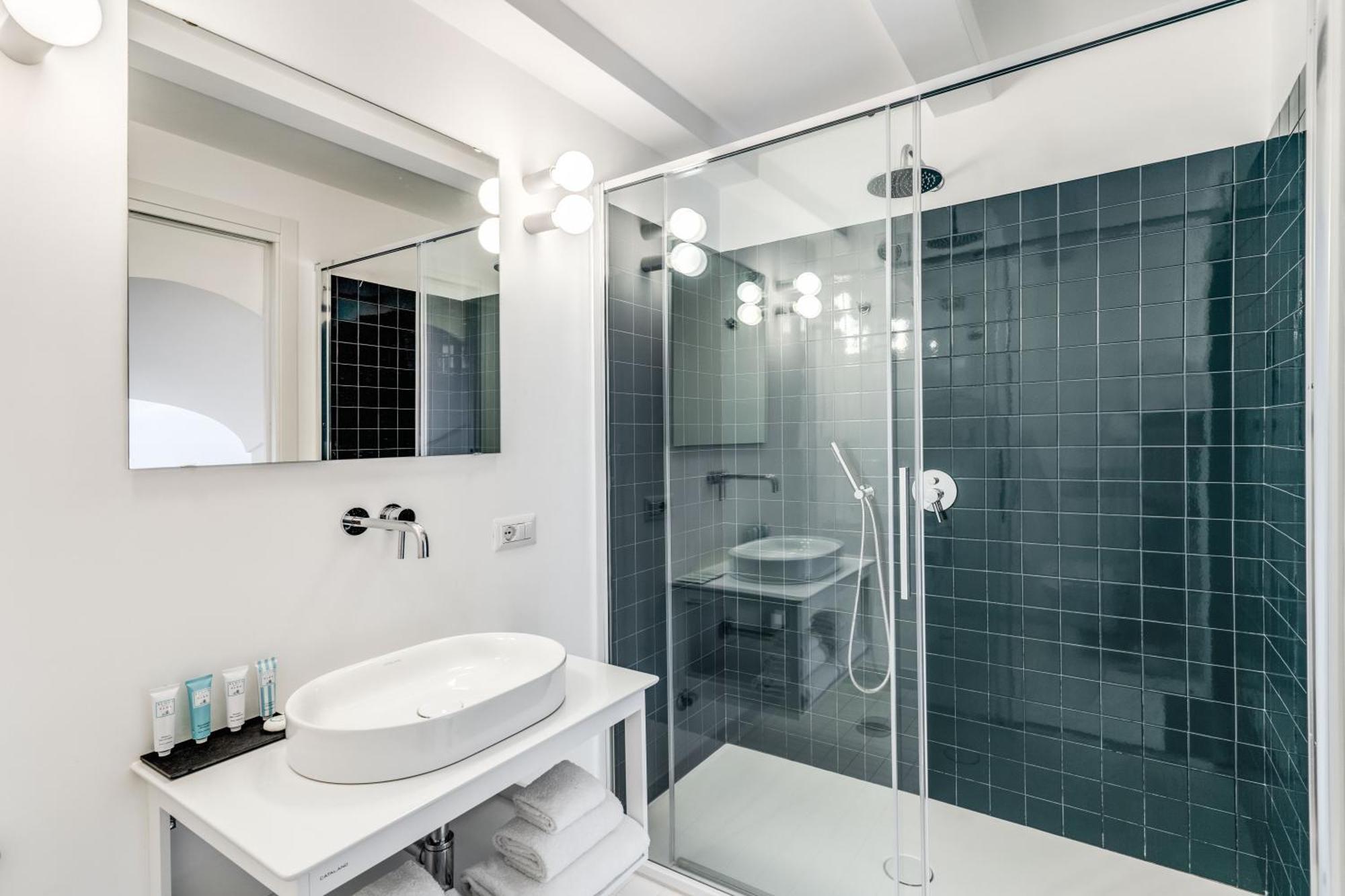 Pousada Giulia Boutique Views Pool And Guest Services Sorrento