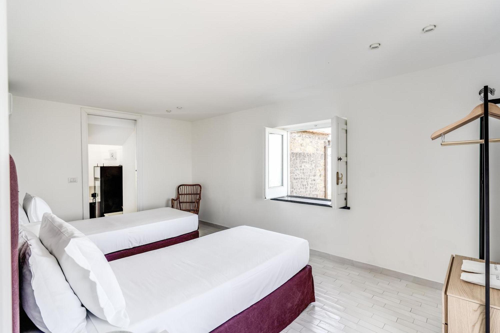 Giulia Boutique Views Pool And Guest Services Villa