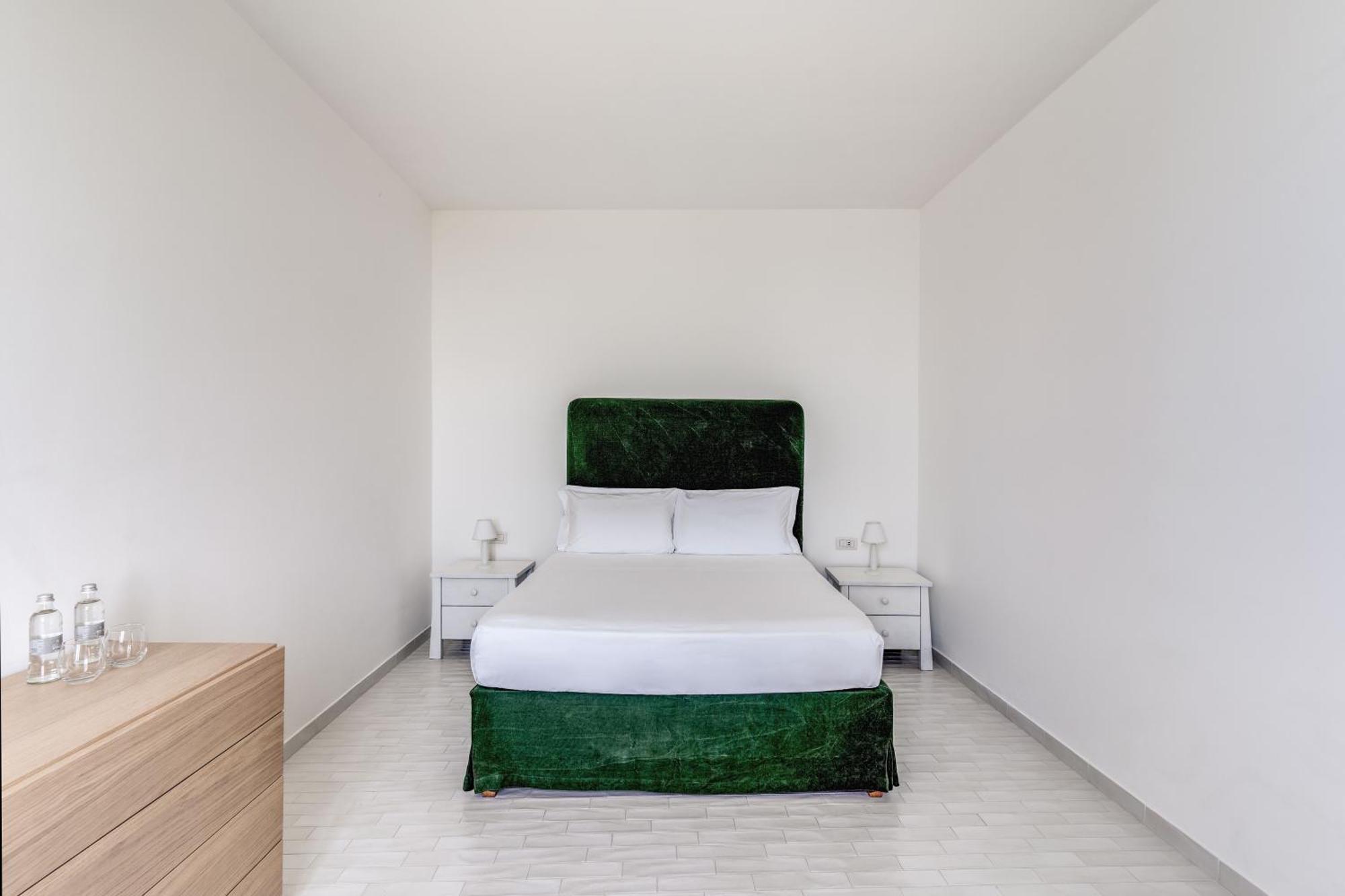 Villa Giulia Boutique Views Pool And Guest Services *