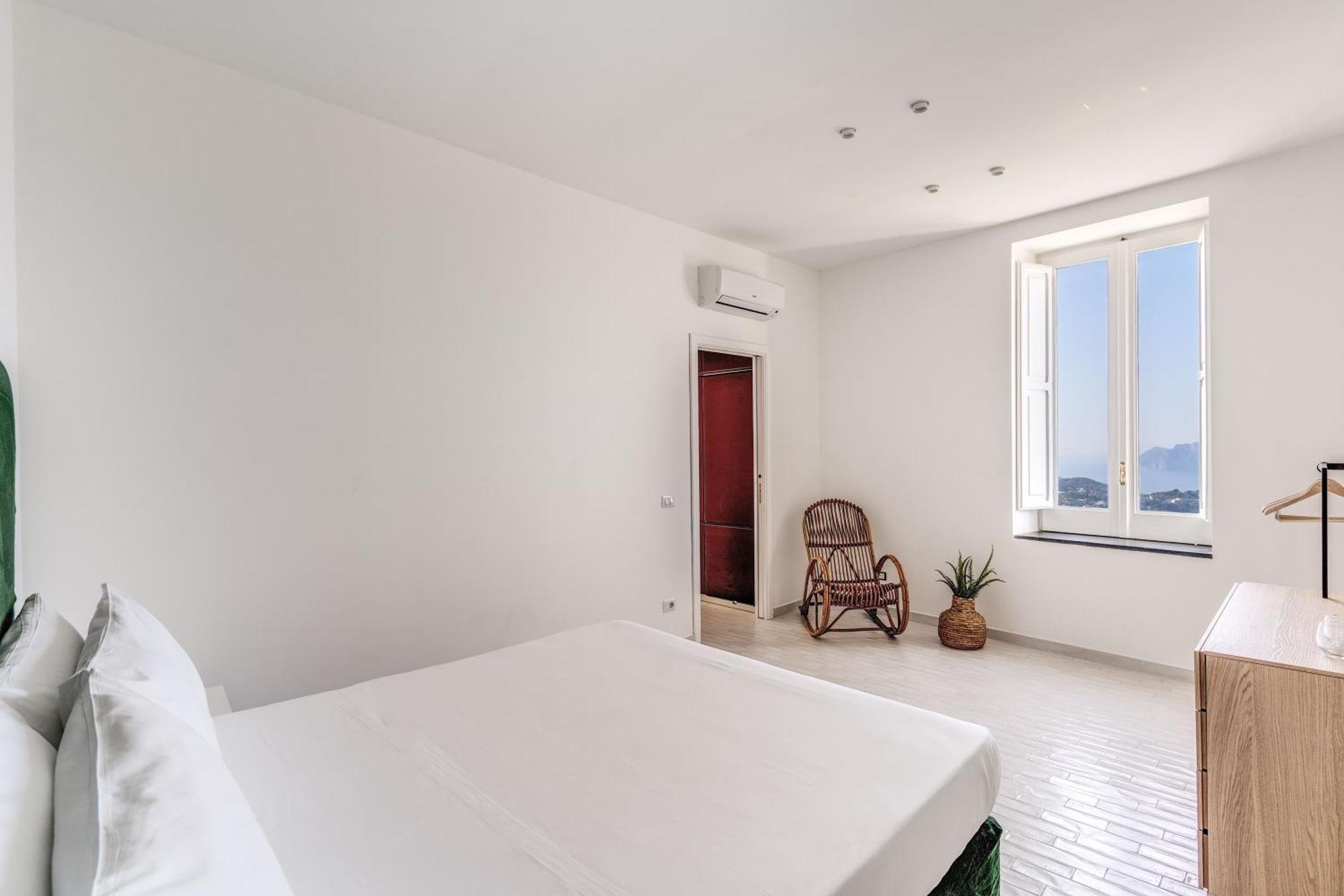 Giulia Boutique Views Pool And Guest Services Pousada Sorrento