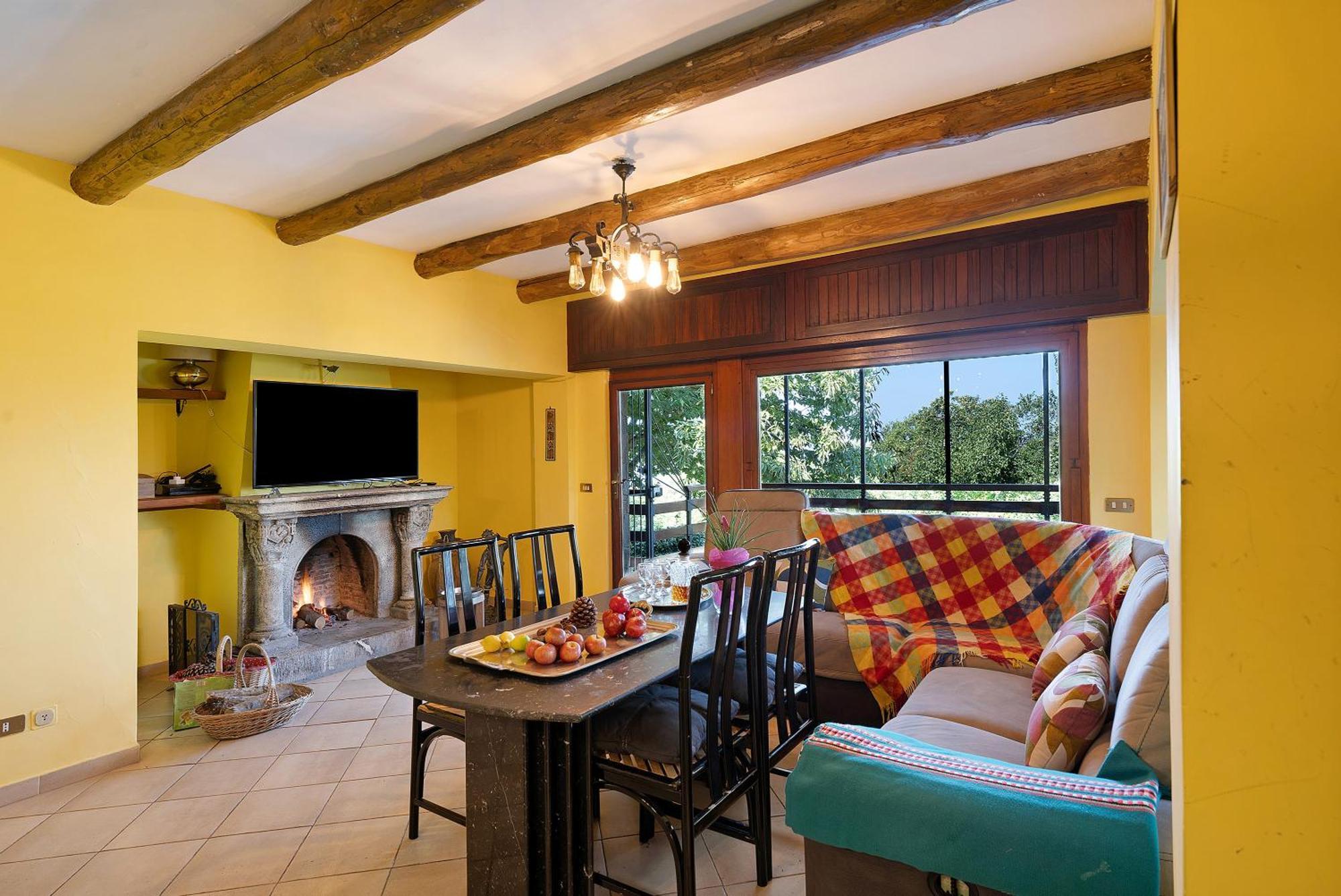 Lalla Villa