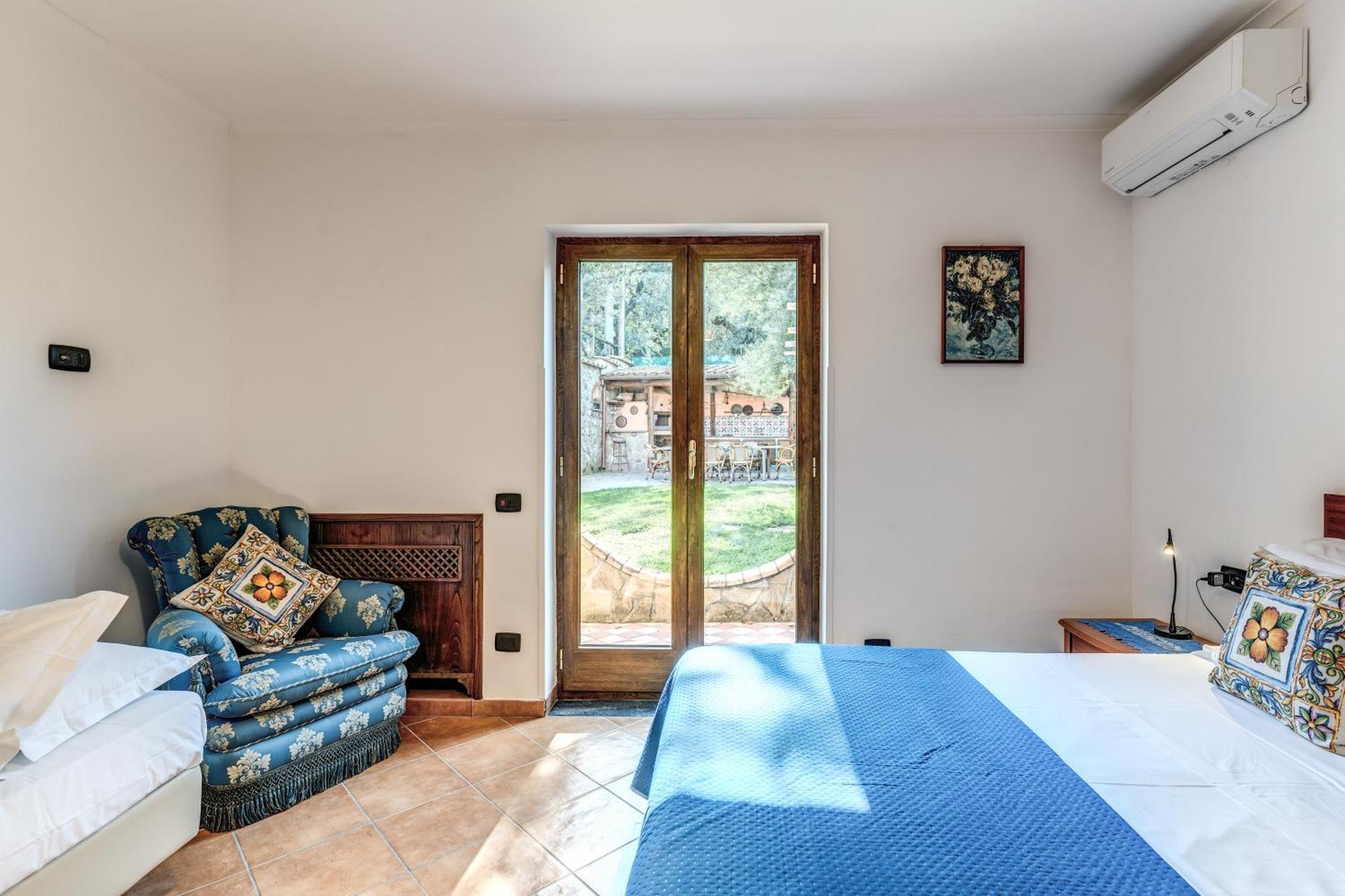 Caruso Private Heated Pool & Sea View Villa