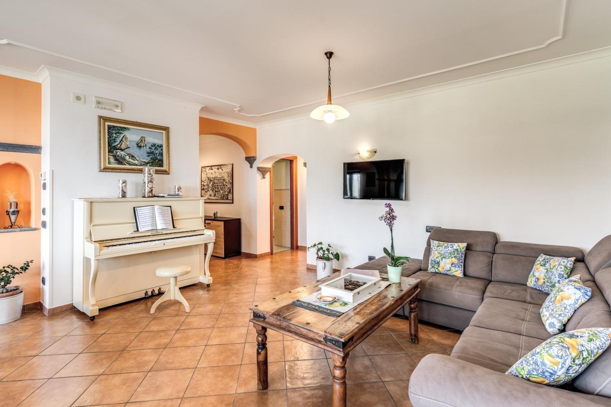 Caruso Private Heated Pool & Sea View *