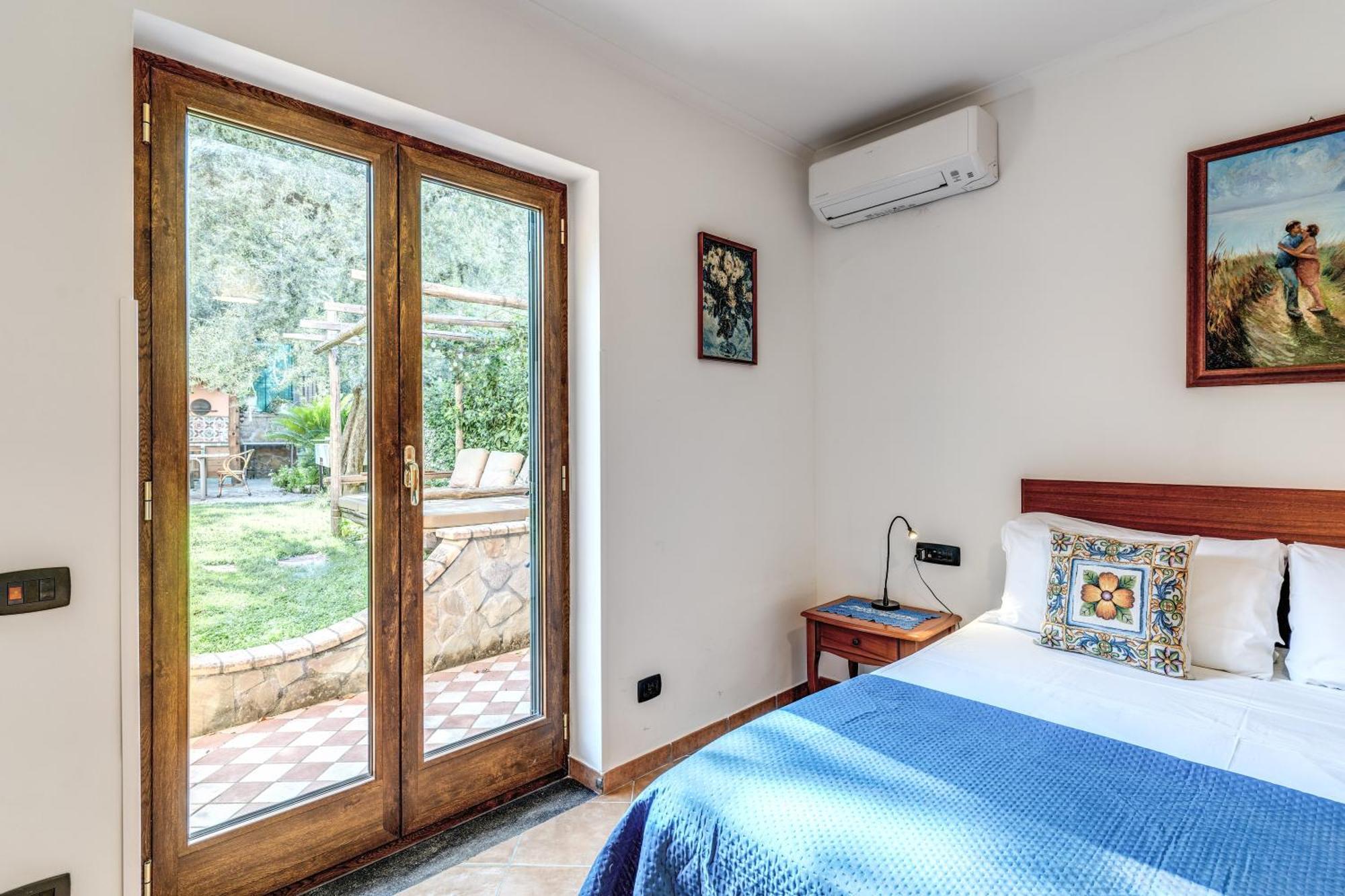 Villa Caruso Private Heated Pool & Sea View Sorrento