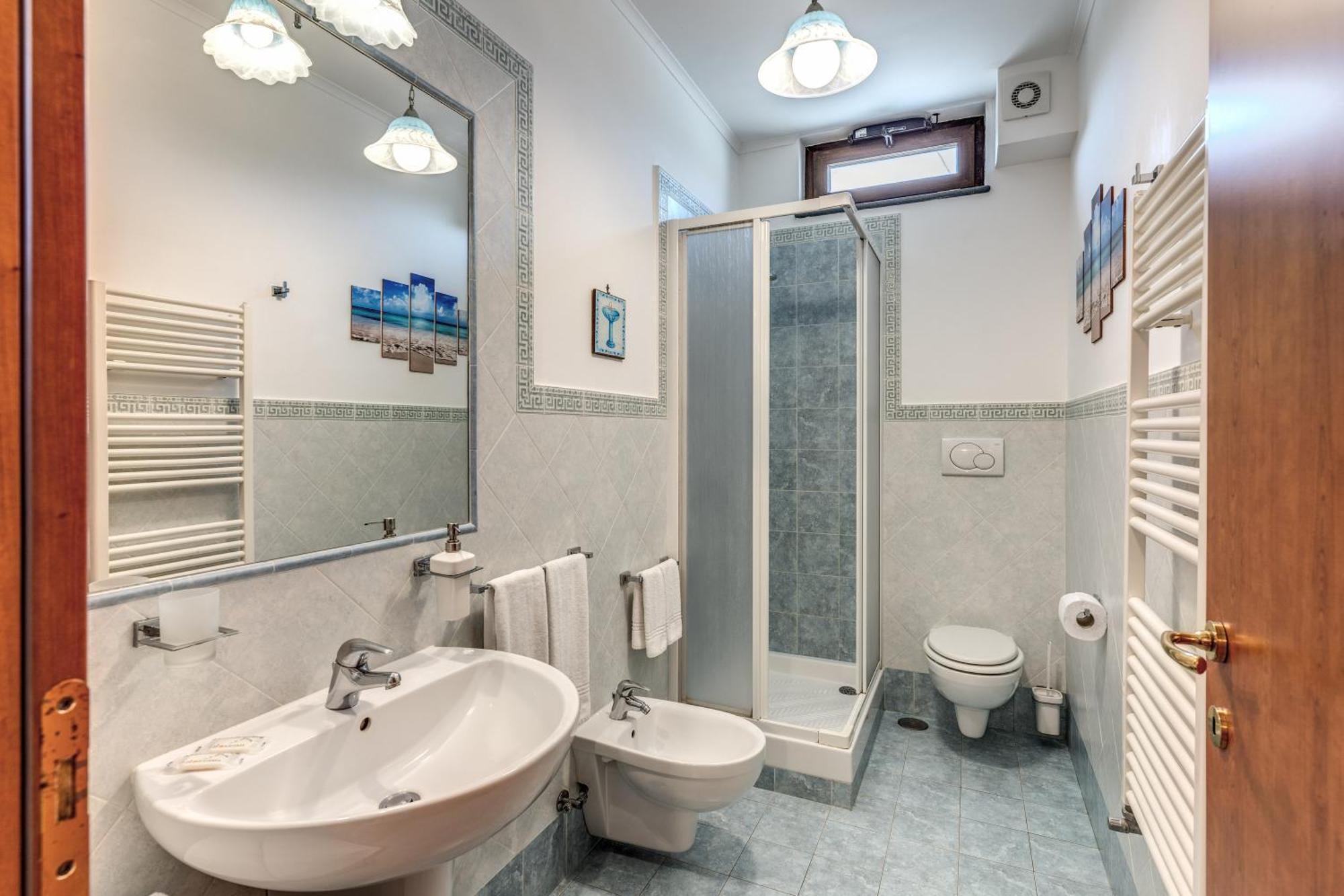 Caruso Private Heated Pool & Sea View *