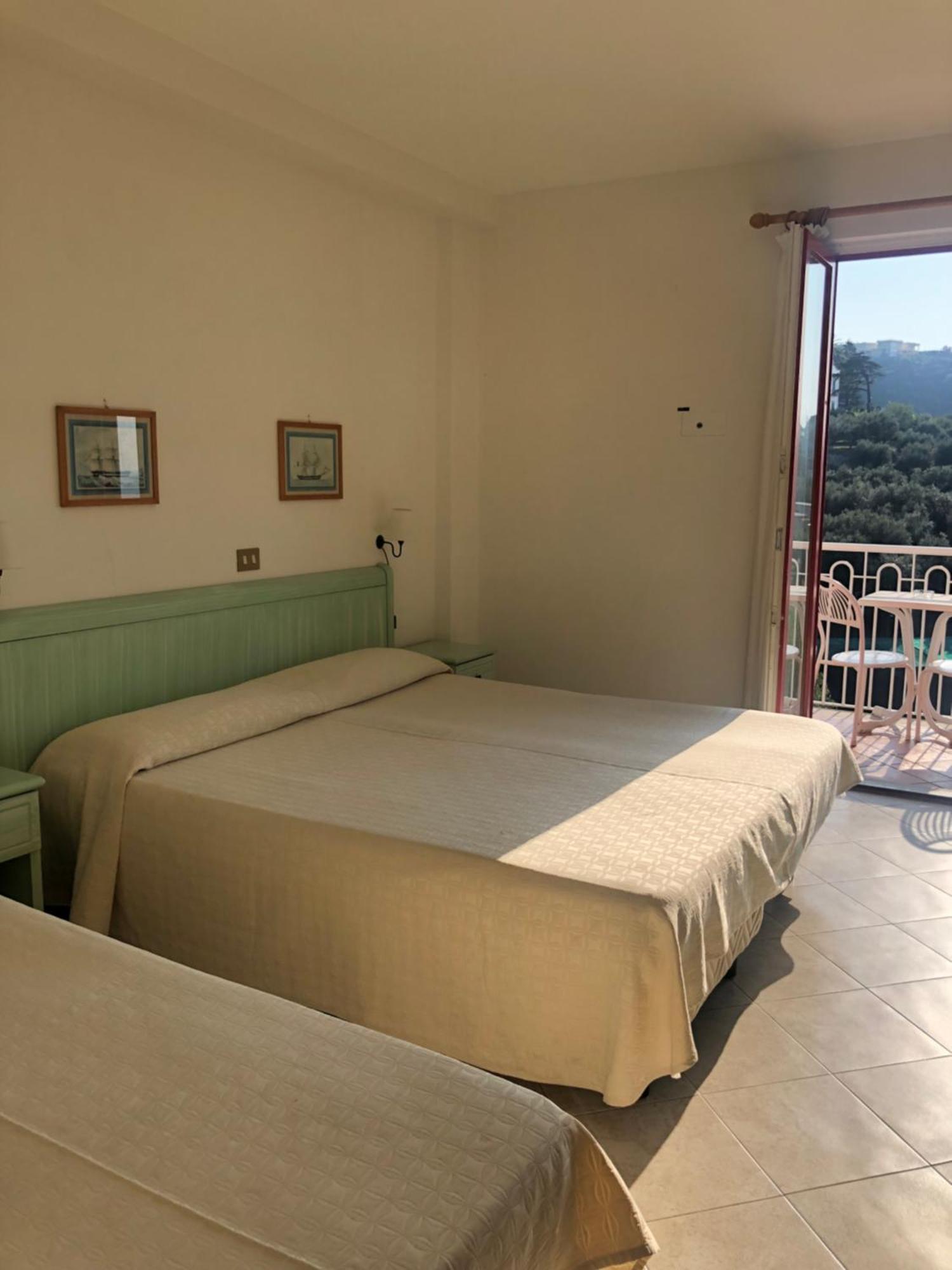 Dania Hotel Sorrento