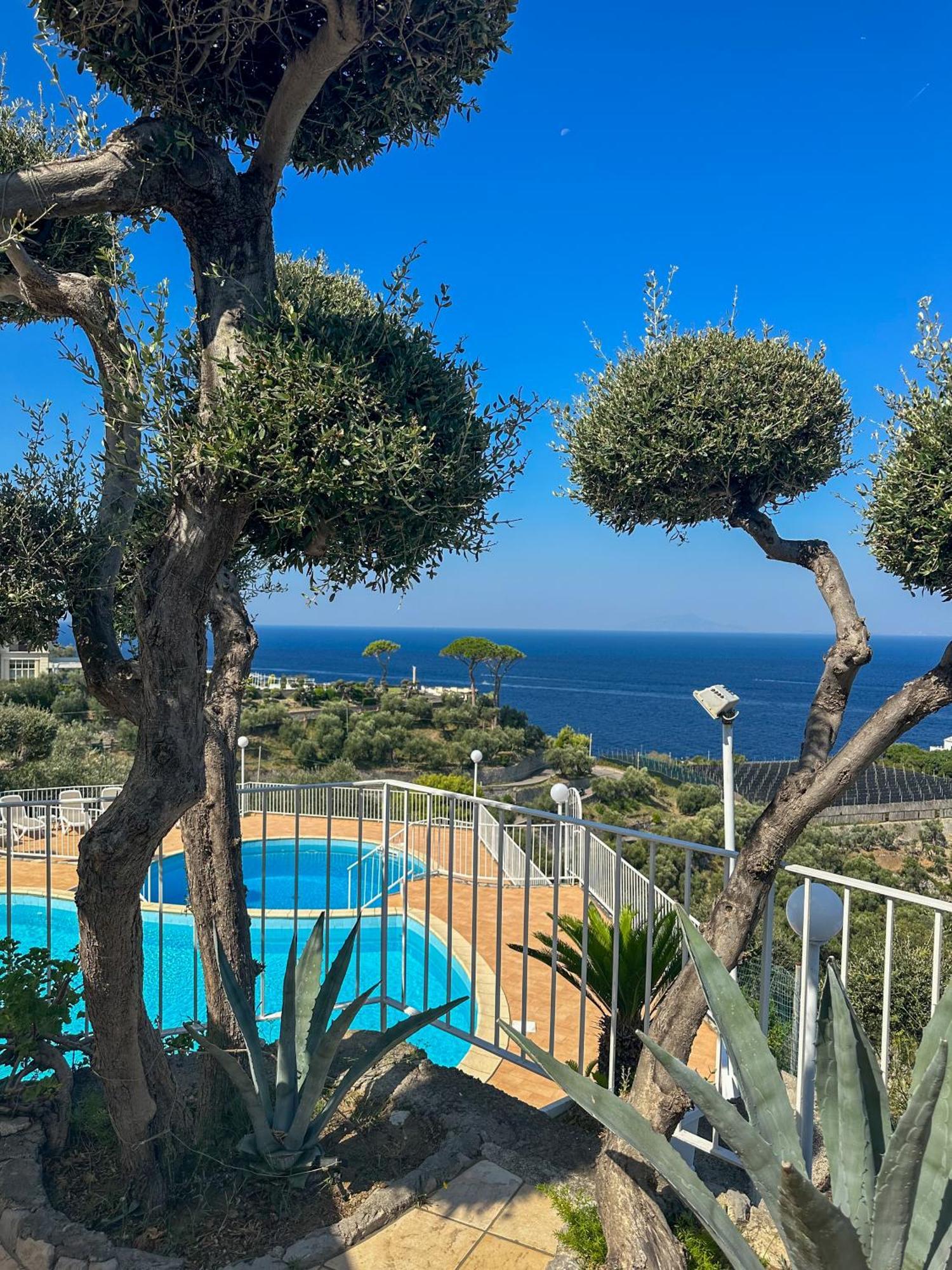 Villaggio Lubrense 3*