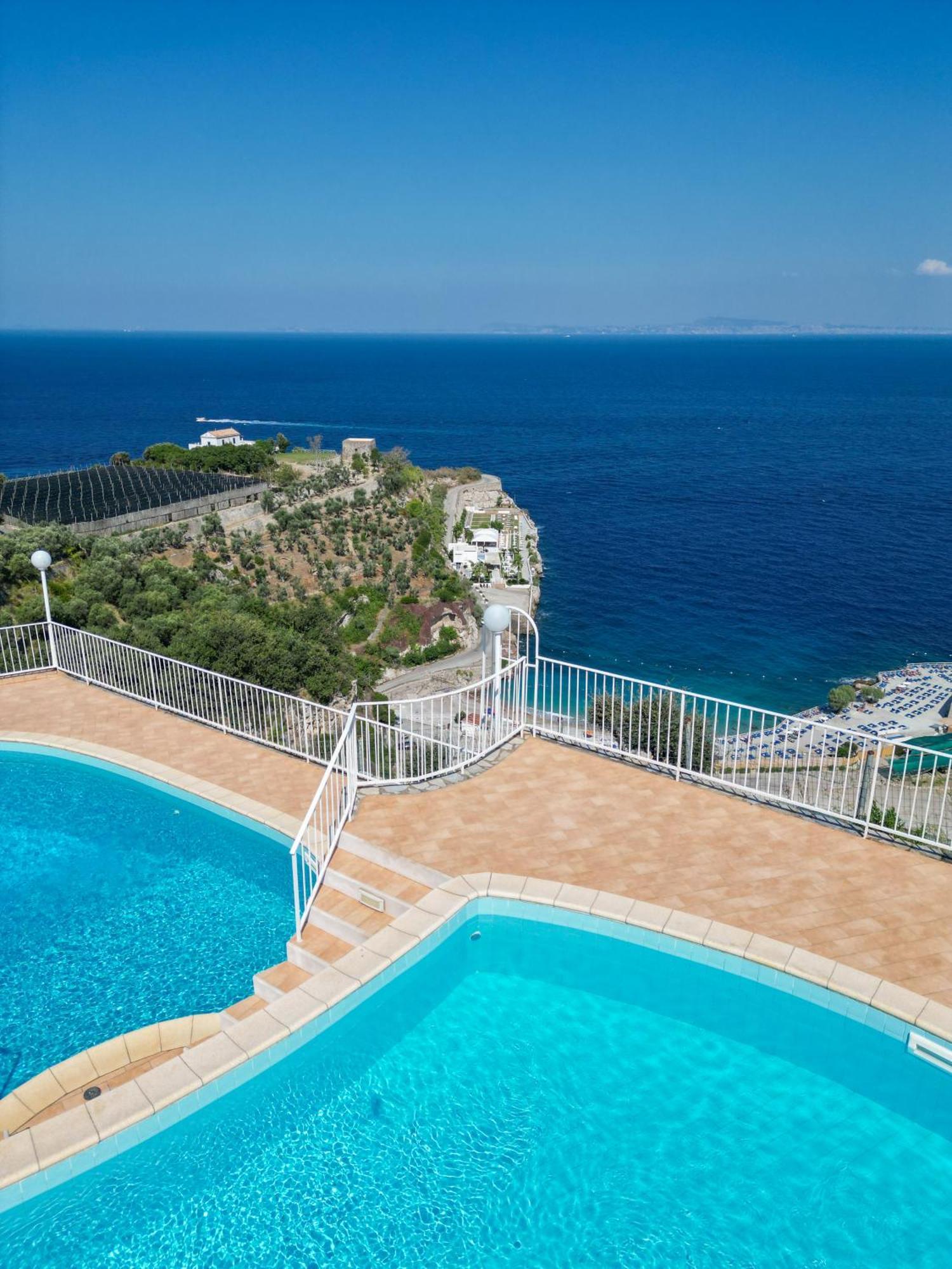 Villaggio Lubrense 3*