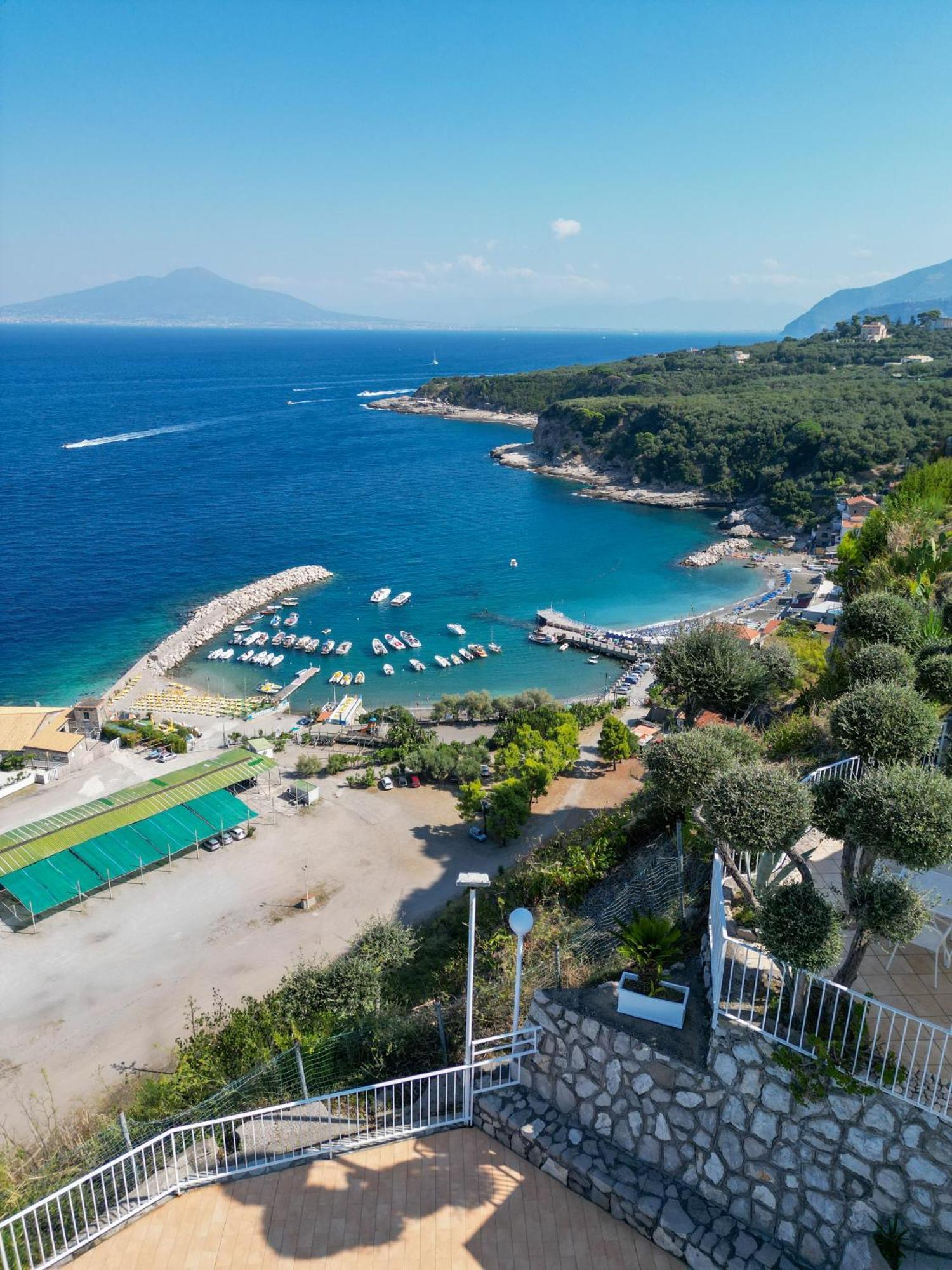 Hotel Villaggio Lubrense 3*