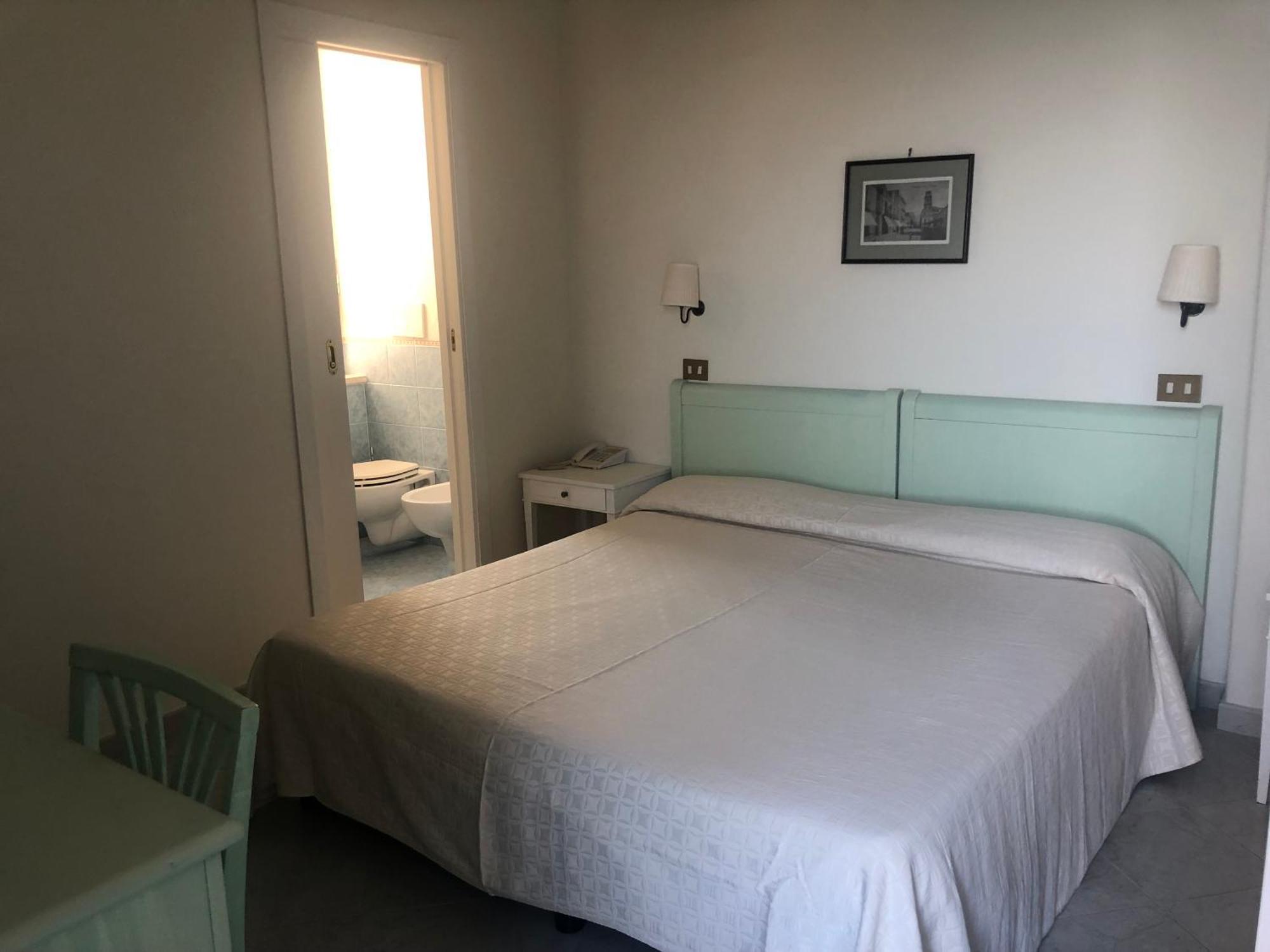 Dania Hotel