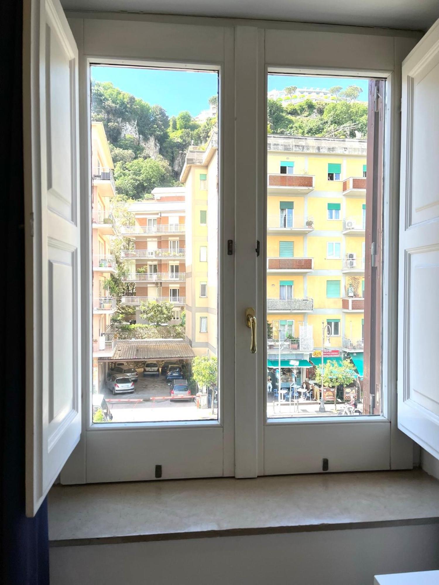 Street View * Sorrento