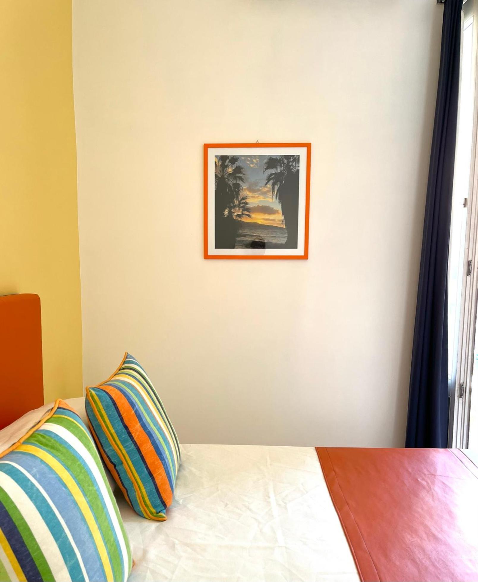 Guest house Street View *