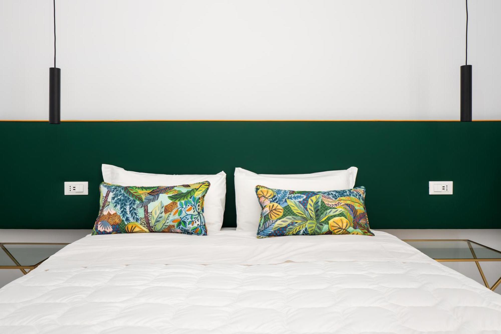 Surya House - Elegant In Apartment Sorrento