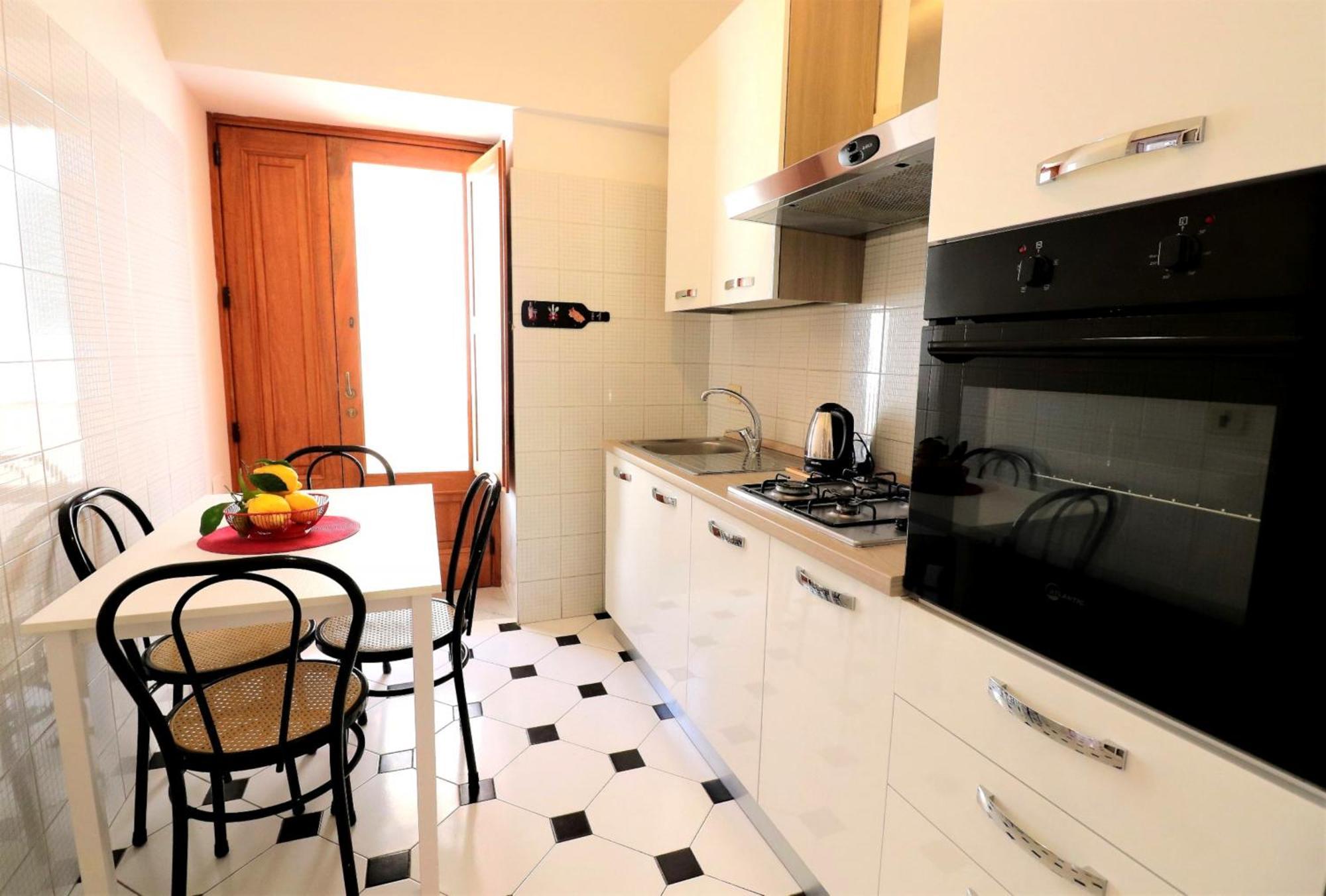 Estate4home - Hearts Apartment Sorrento