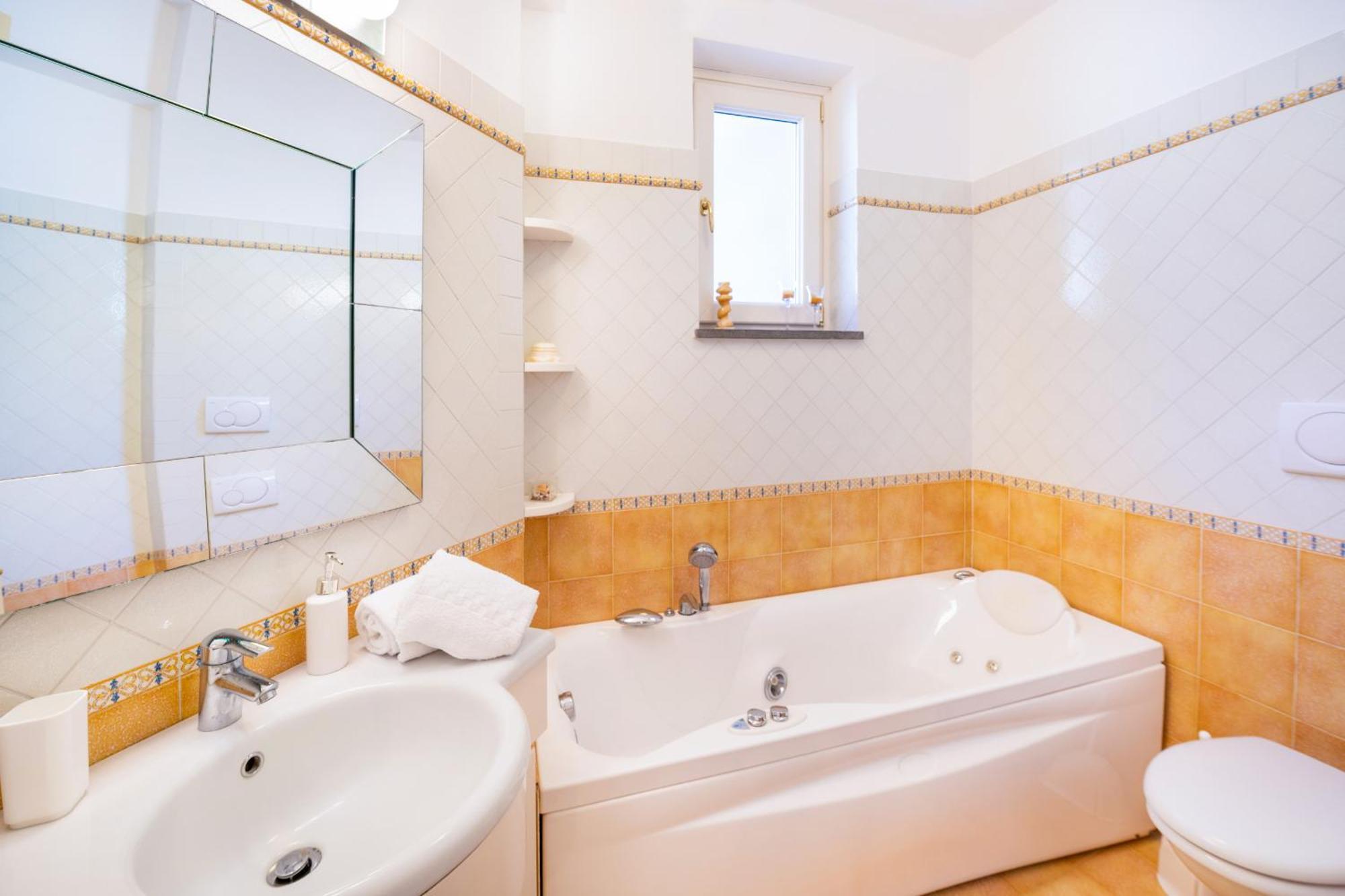 - Grazielluccia Villa
