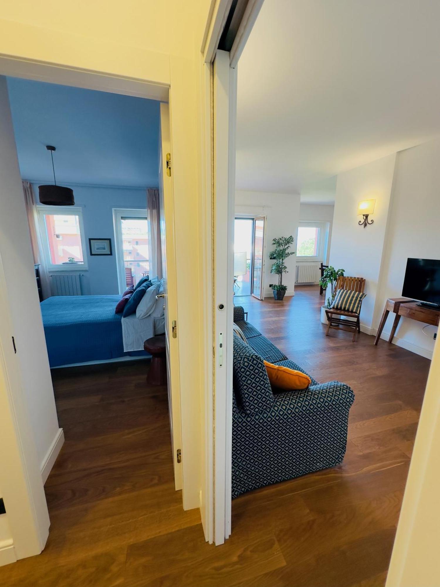 Blue View Apartment
