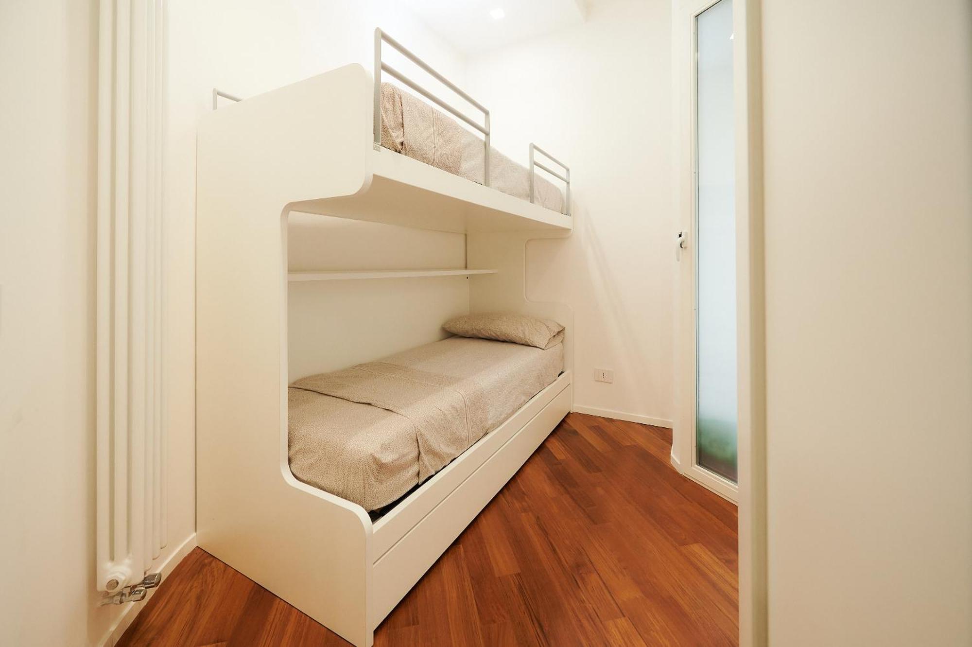 Apartment Diamonds House