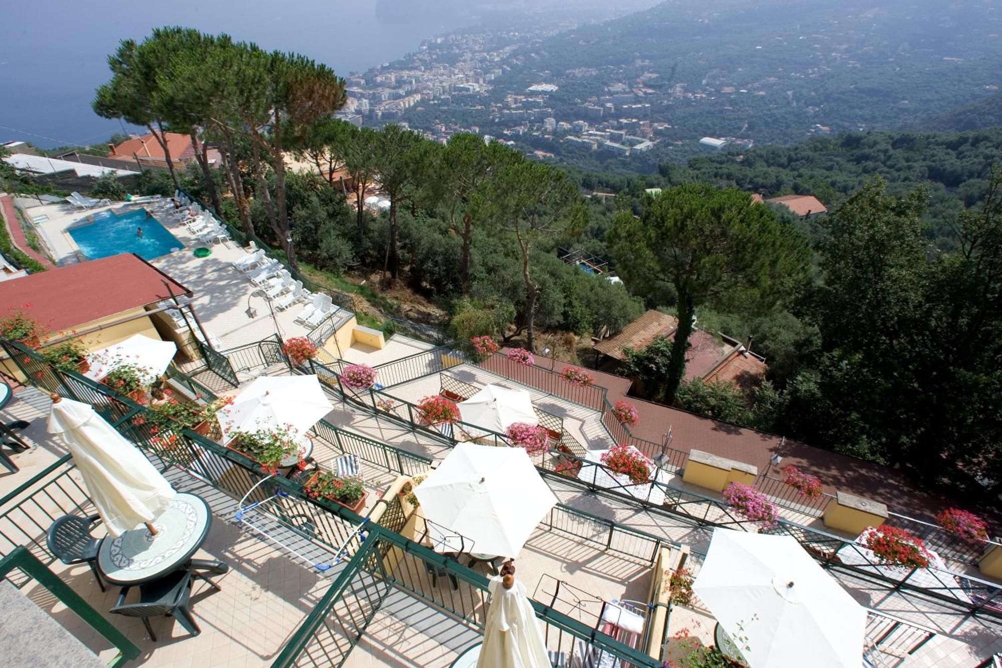 Aparthotel Le Terrazze Sorrento