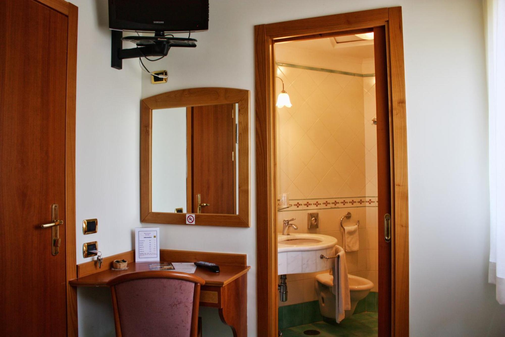 Hotel Savoia Sorrento