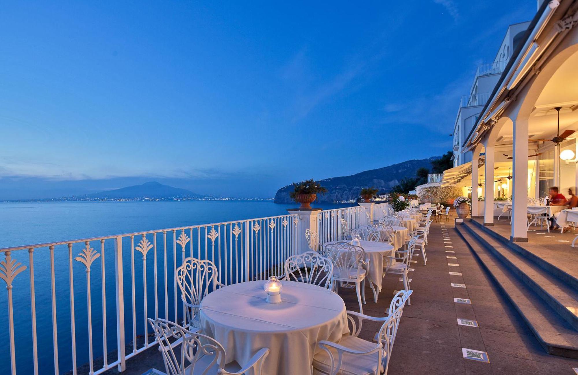 Grand Riviera Sorrento