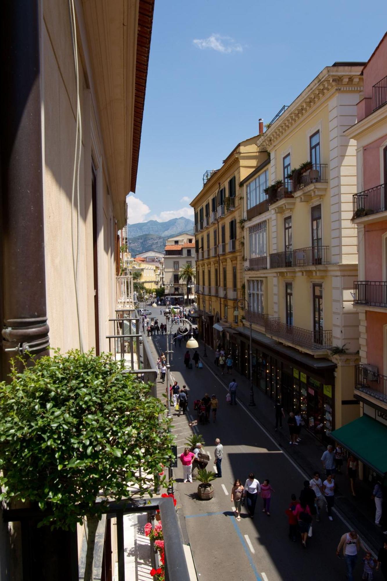 Palazzo Montefusco