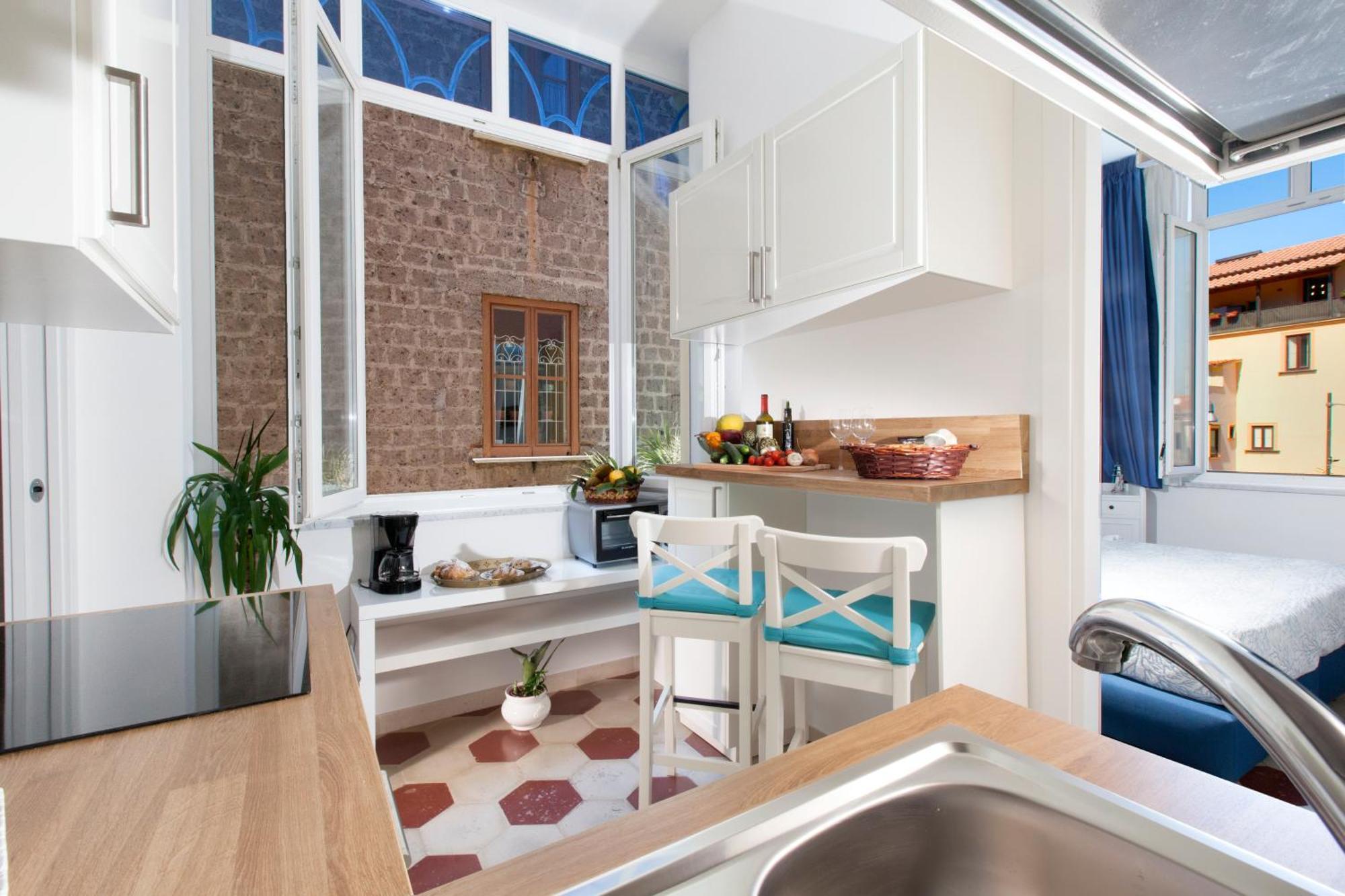 Shine House Holiday home *