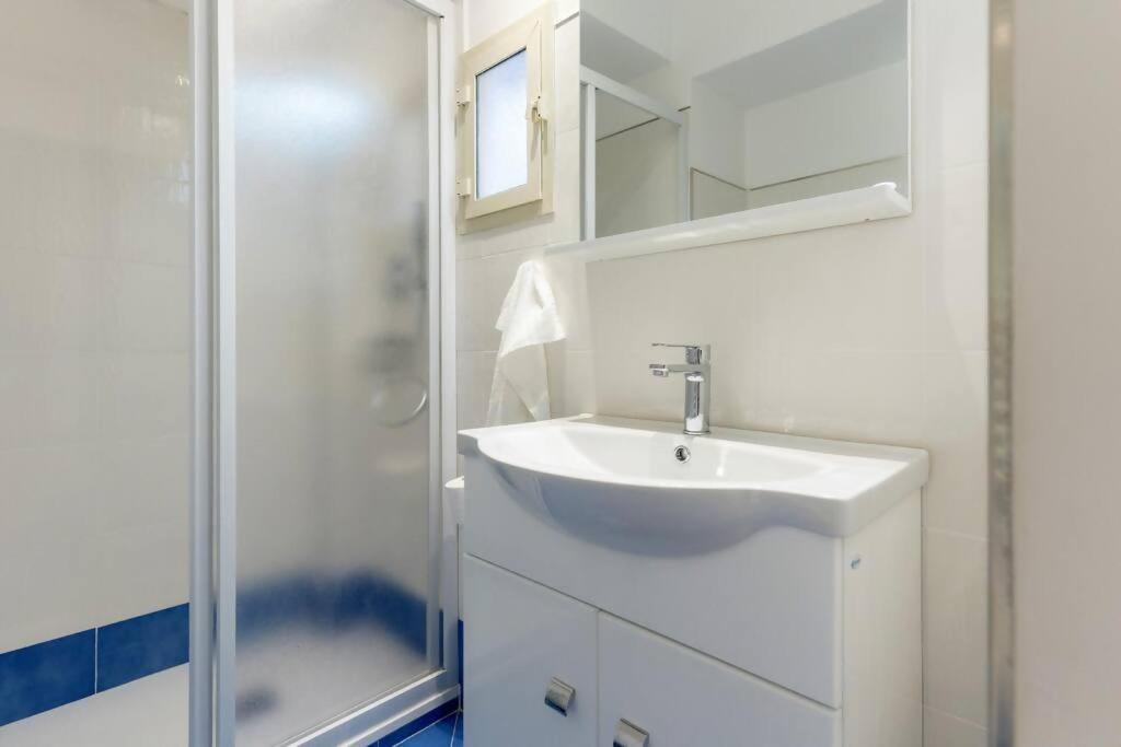 Apartment Realty Holidays Casa Lenu *