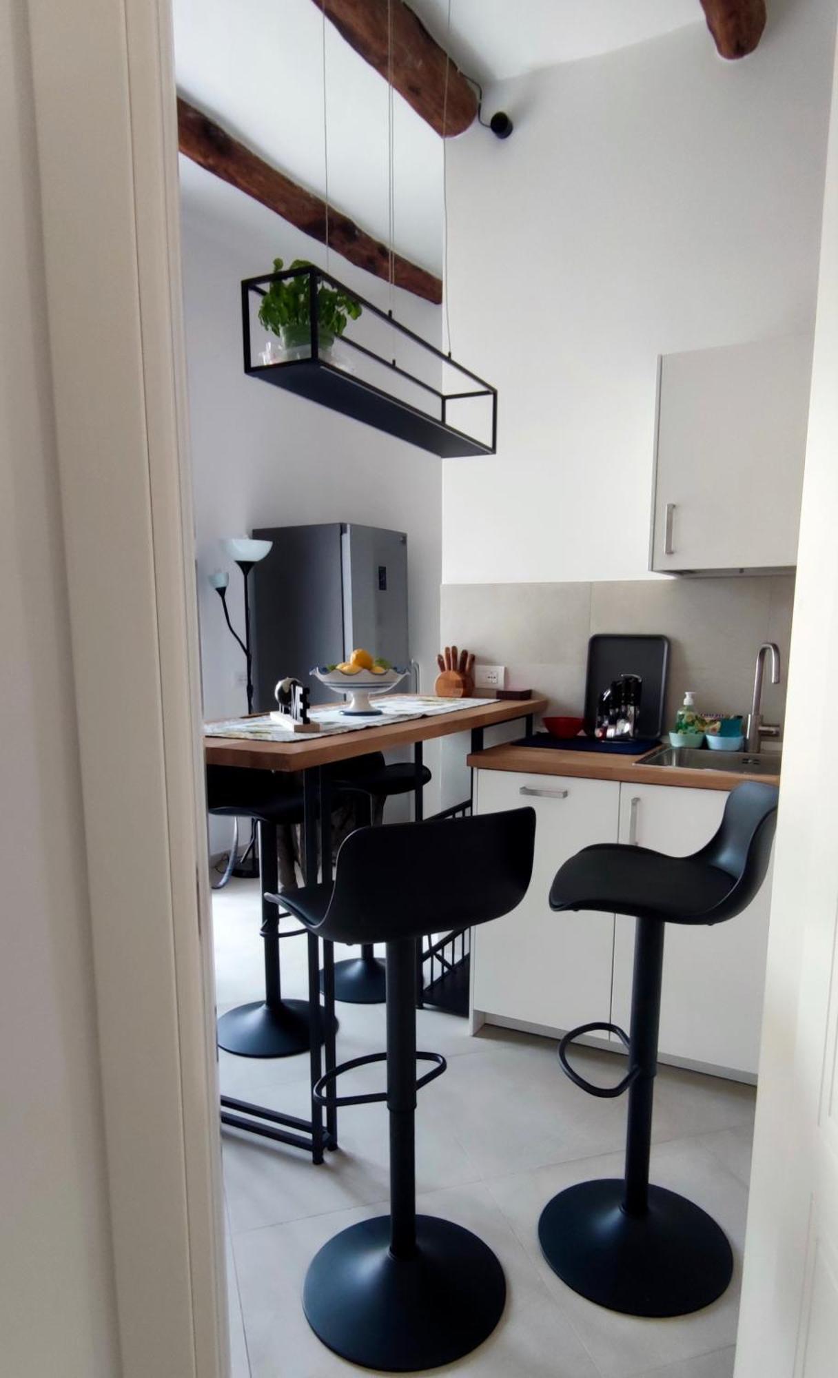 Archway Nine Apartment *