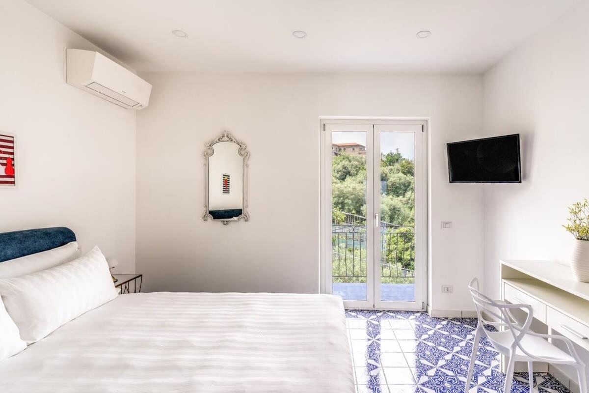 Nenni Apartment