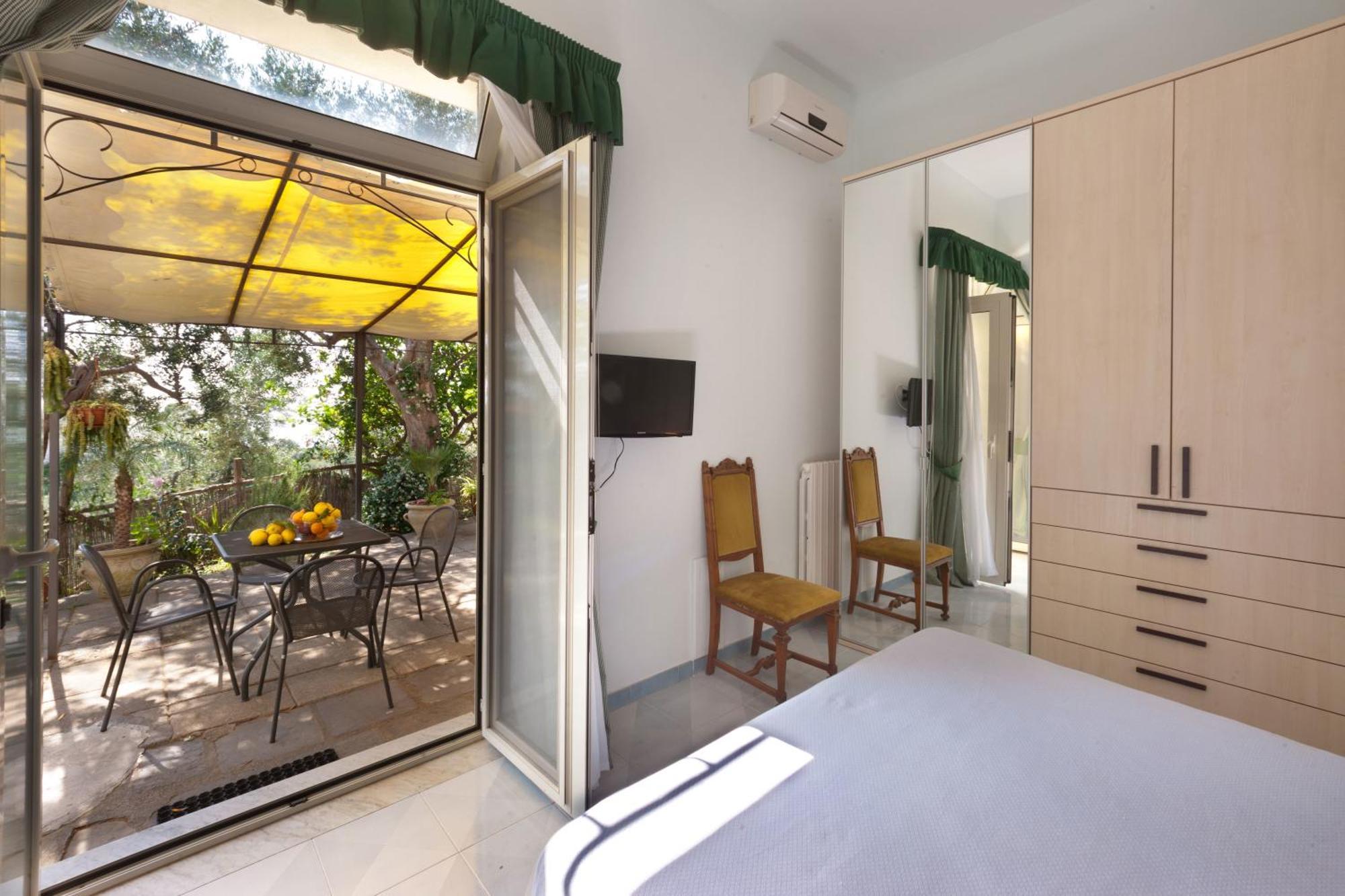 Villaggio Lubrense 3*