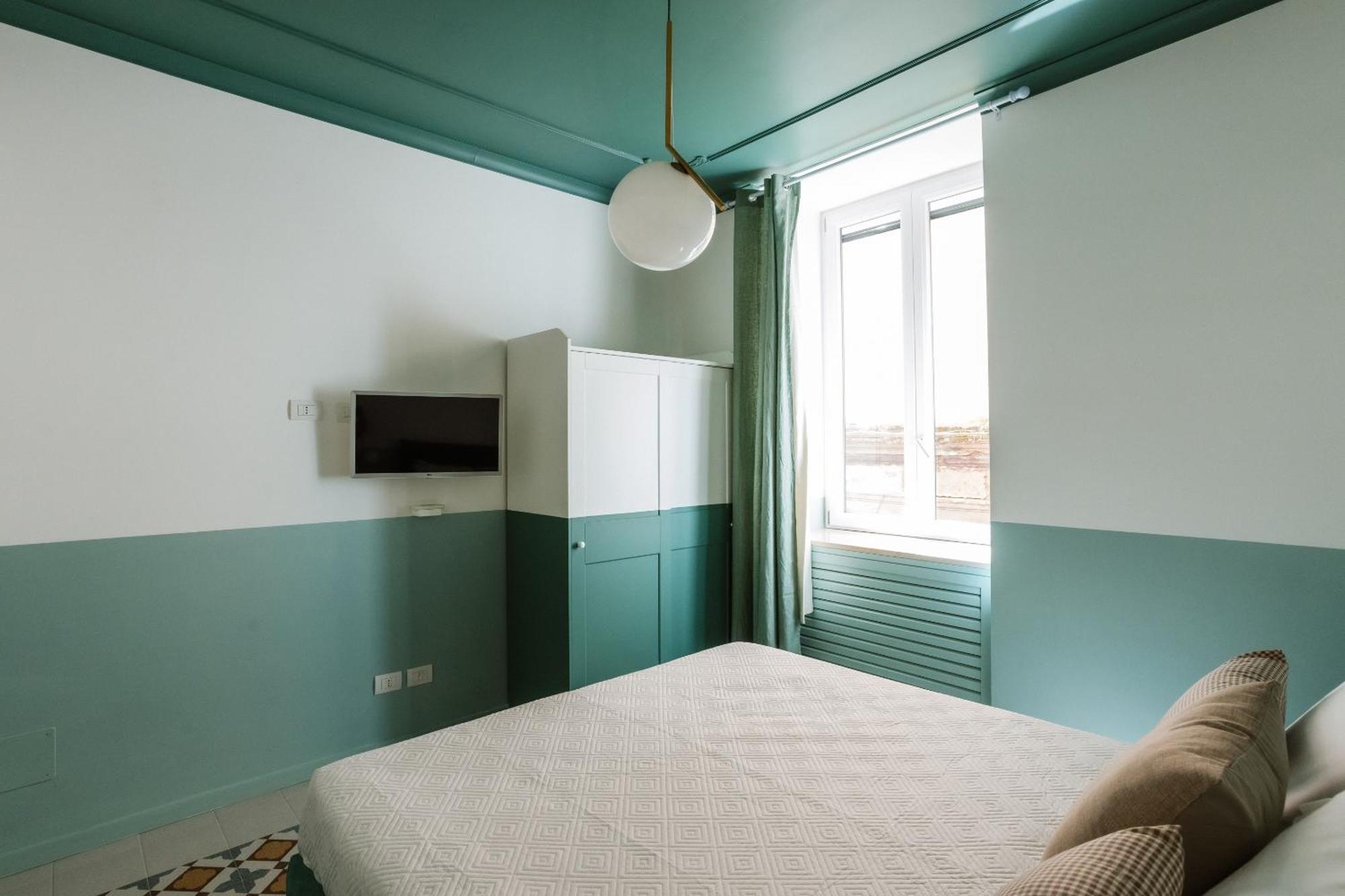 Apartment Flat 13