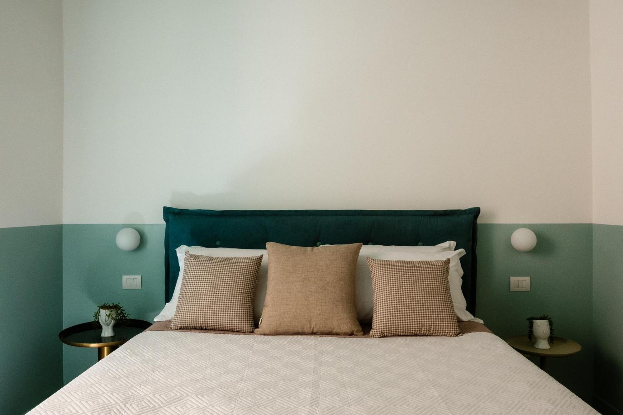 Apartment Flat 13 *